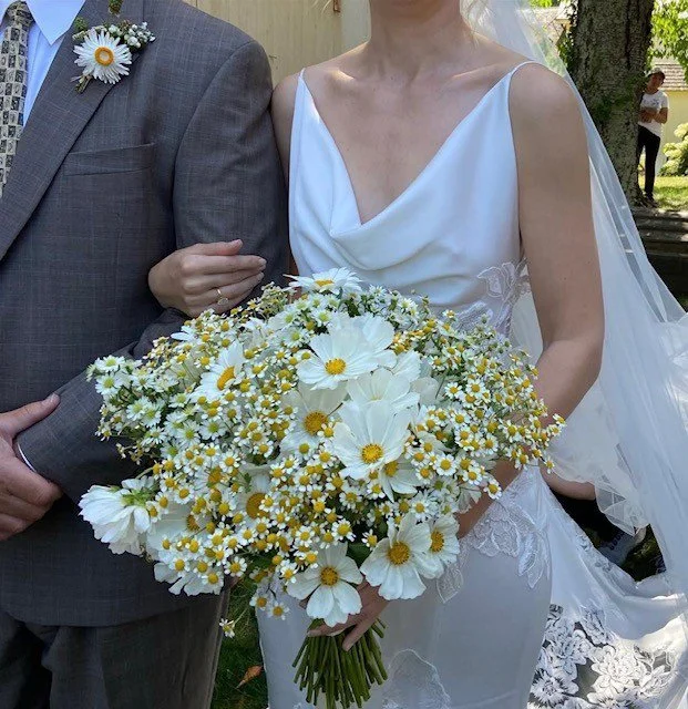 Large tight bouquet.jpg