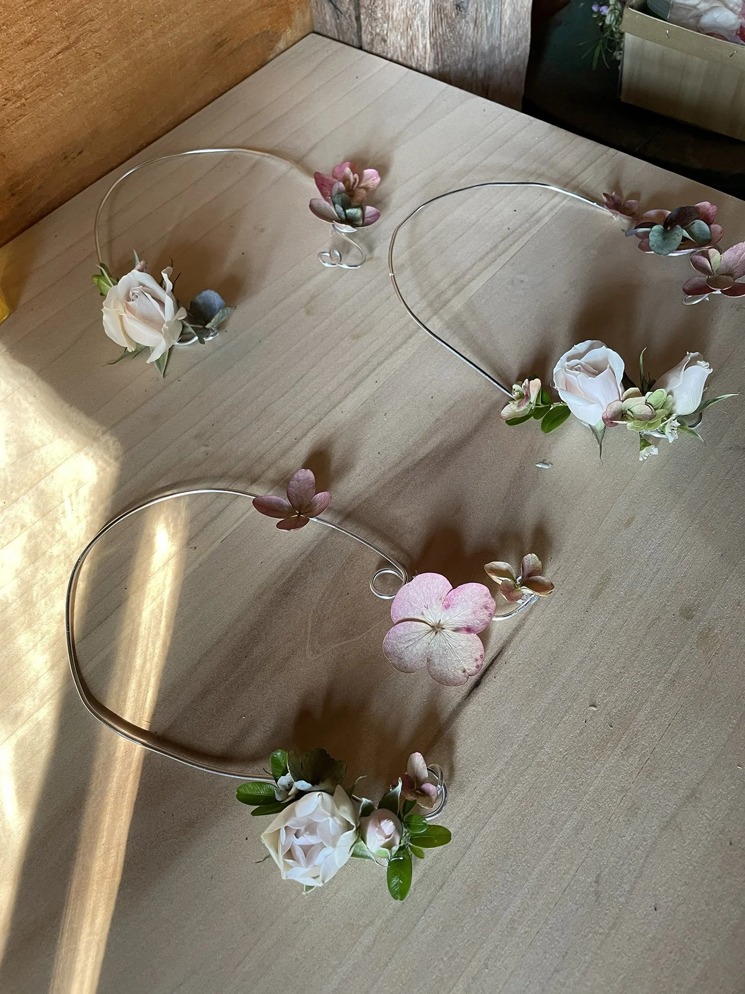 Flower girl floral necklaces.jpg