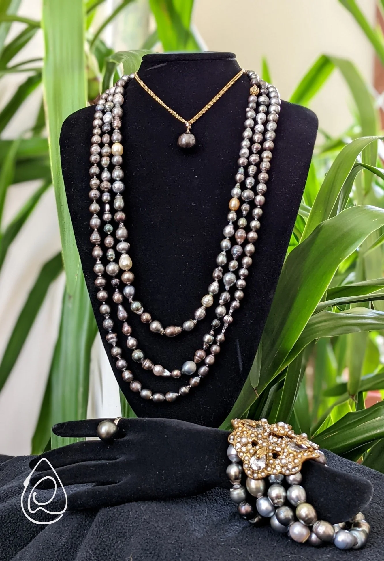 Tahitian+Parure+%281%29.jpg
