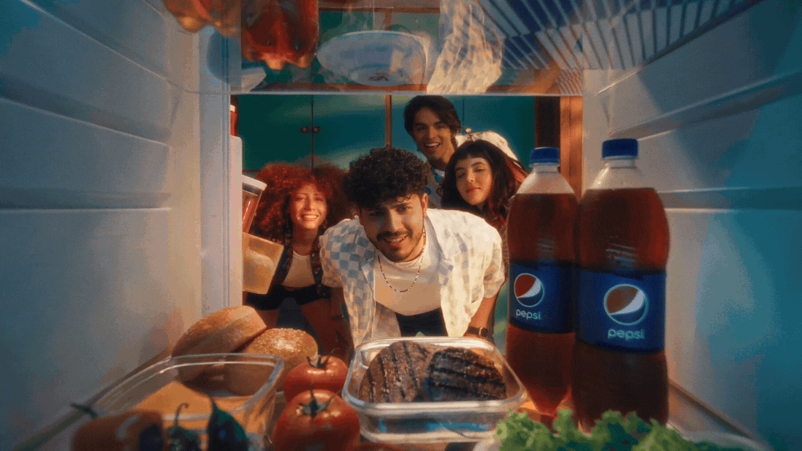 FOOD FIGHT GABRIELA BONILLA OCASIO.gif