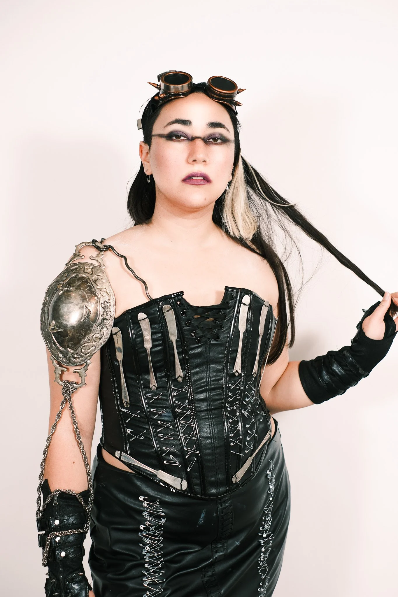 KONISHI, musical artist
