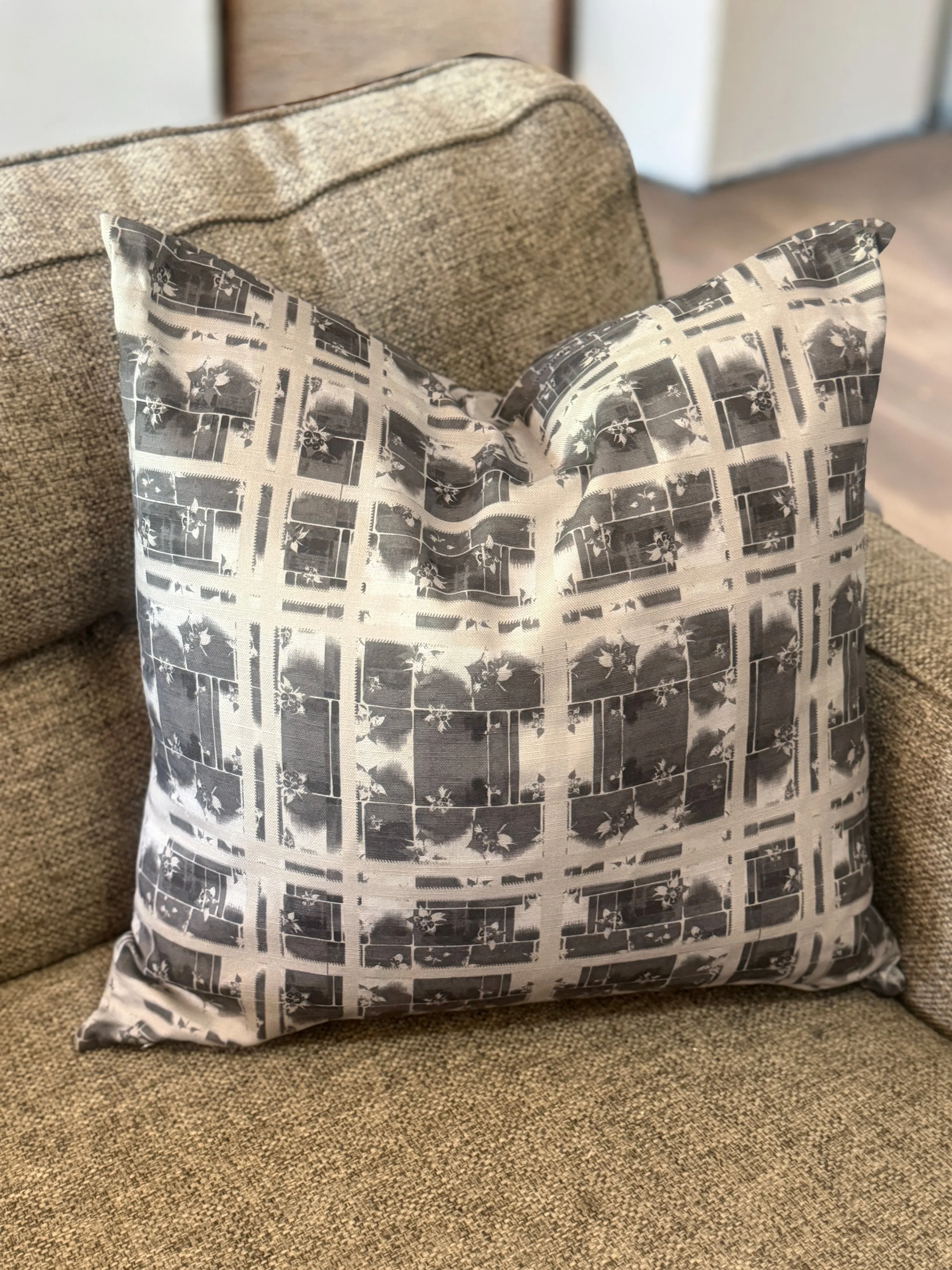Columbine Pillow Grey.jpg