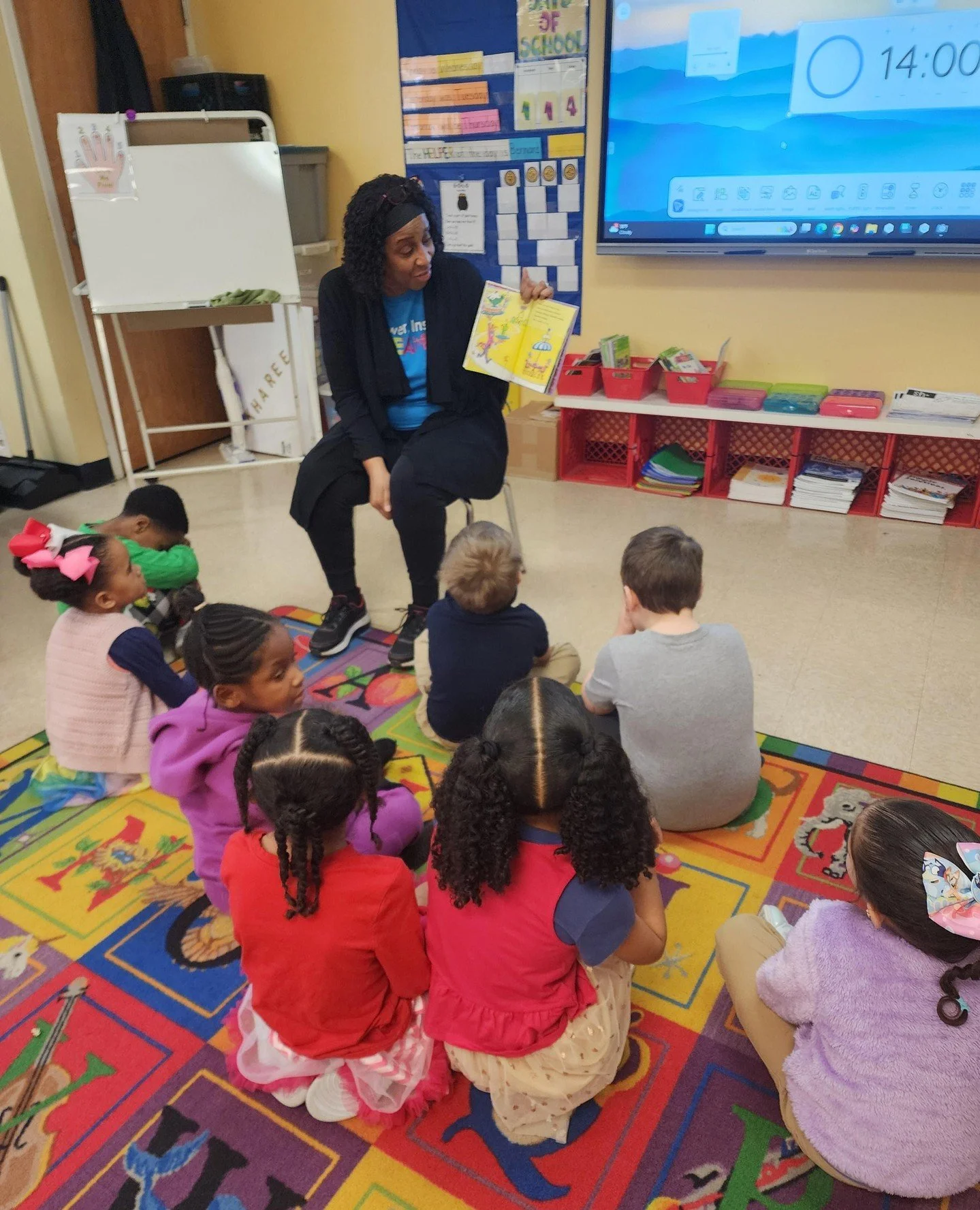 📚✨ Last week was full of reading fun at IAW!⁠
⁠
Thank you to all of our amazing guest readers who joined us and helped make the week extra special with stories, fun, and treats.⁠
⁠
We are especially proud of our kindergarten students for reading the