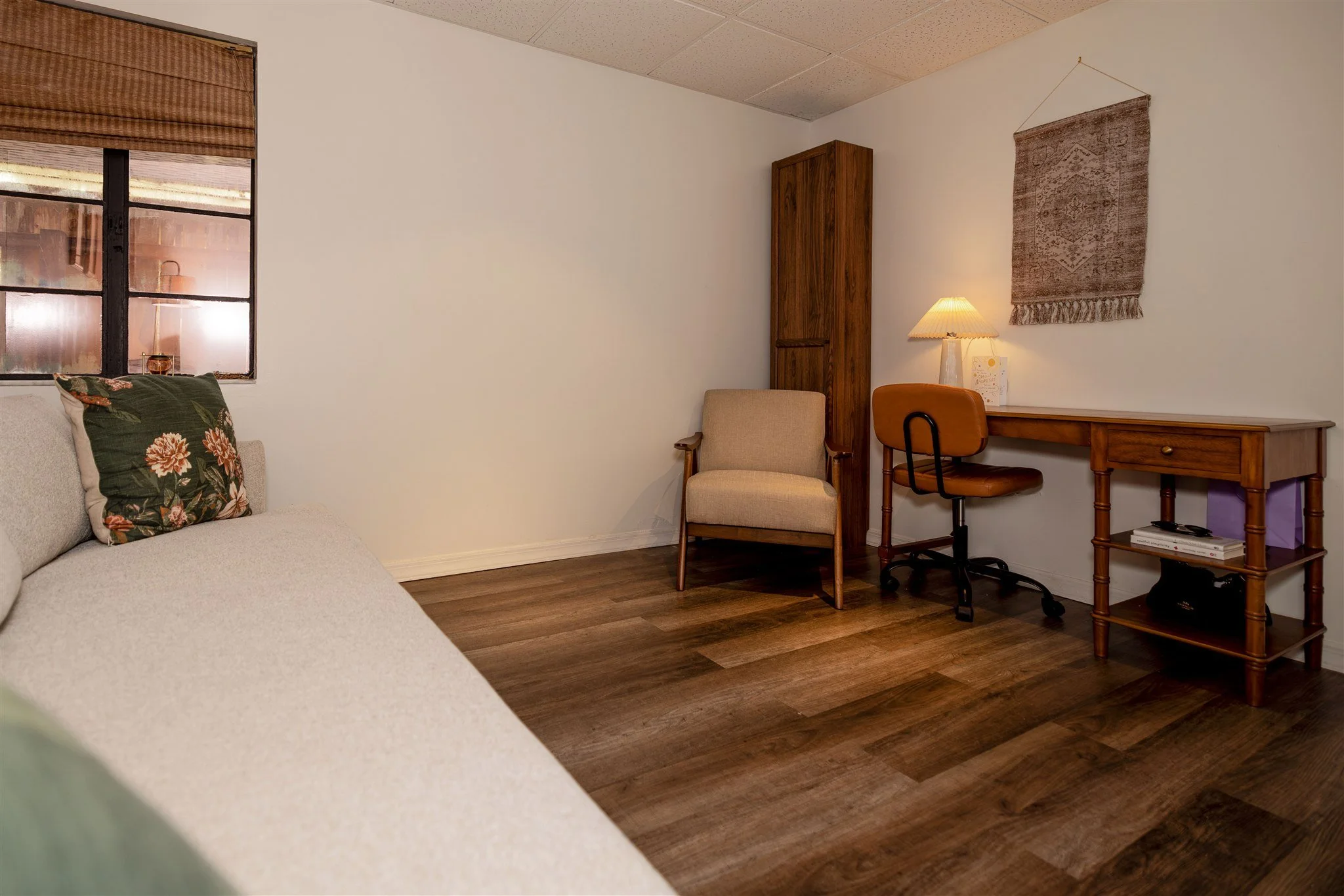 Warm Cozy Orlando Therapy Office