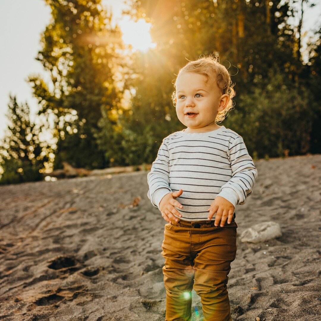 Look at this handsome lil man!

#familyphotos #pnwphotographer #pnwcreative #localvancouver #toddlerphotos #babyphotos #vancouverwaterfront