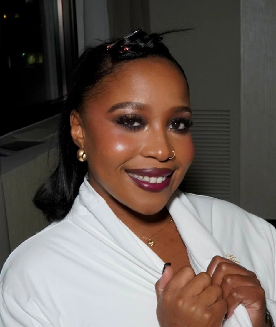 I love this fun therapeutic makeup era I&rsquo;m in. Birthday Glam for my Birthday girl 🍷 this burgundy lip was it. 

#makeupartist #dmv #dcmakeupartist #dmvmakeupartist #vamua