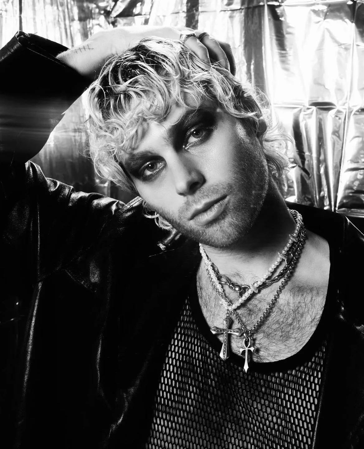 Luke Hemmings_7.jpg