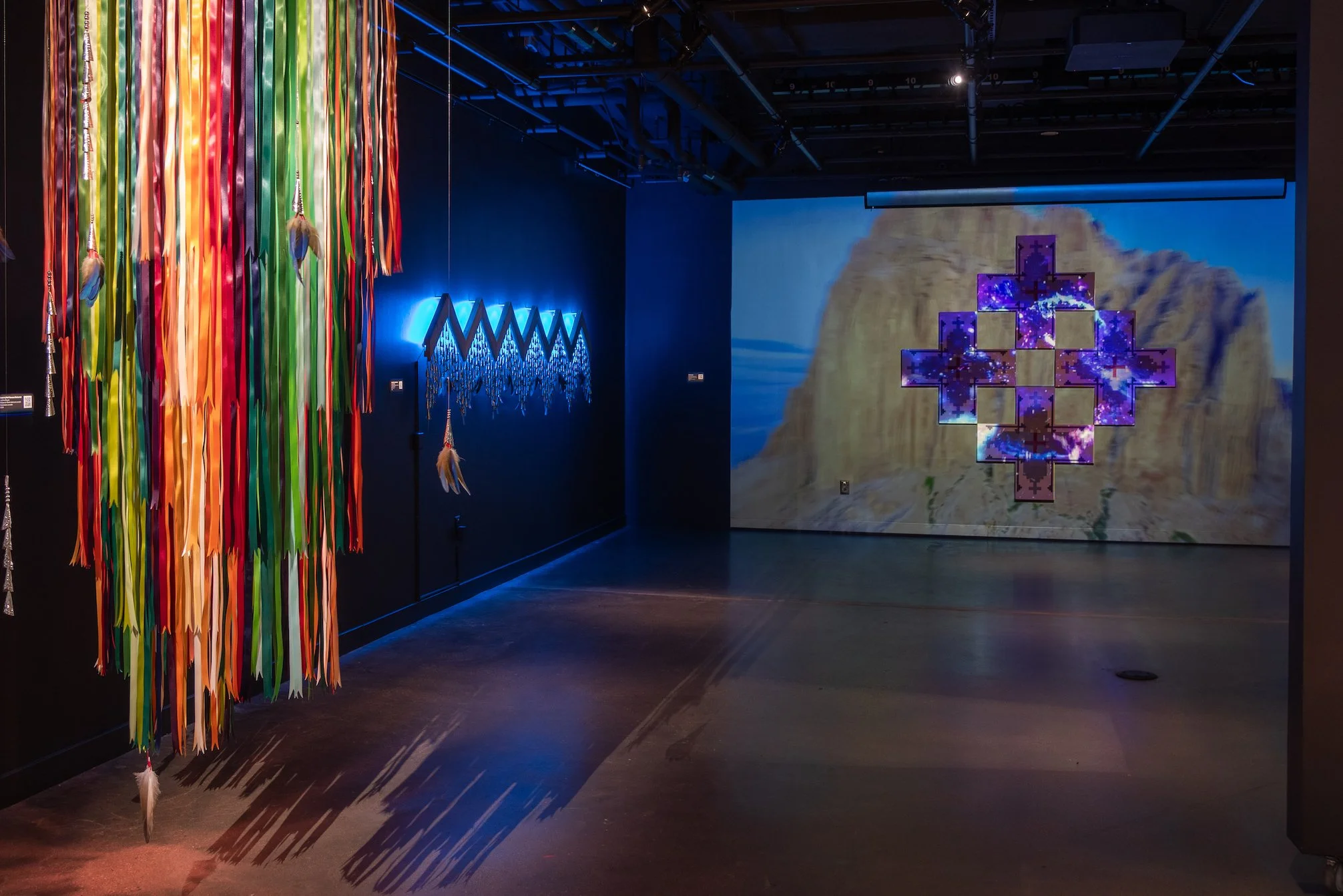 Installation view of Biyáál