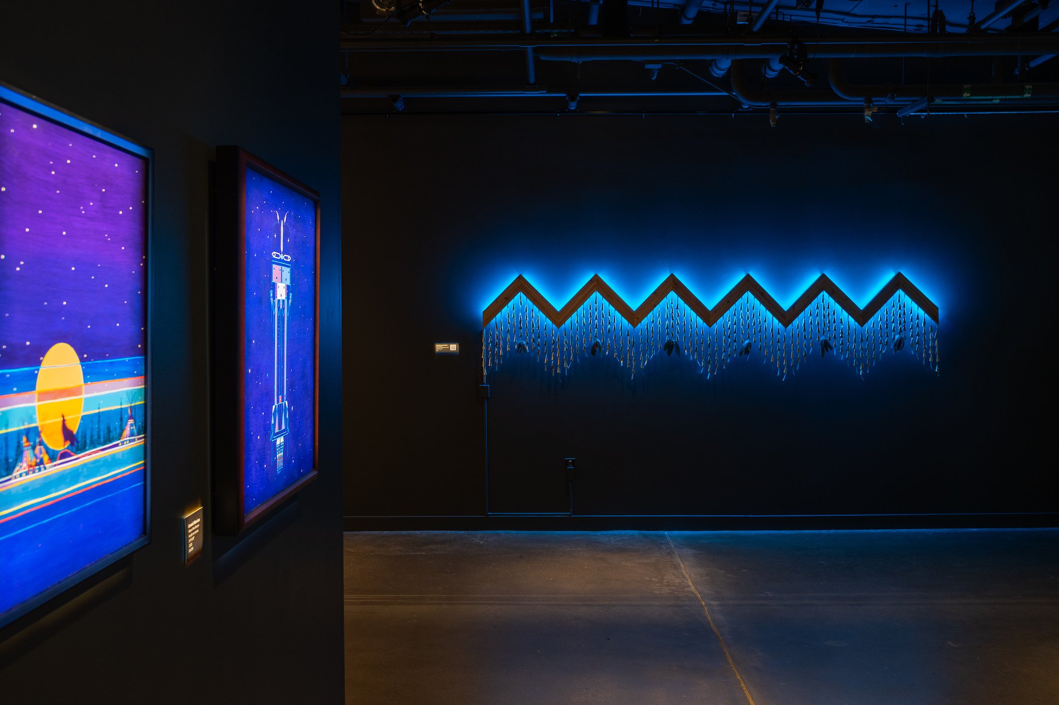 Installation view of Biyáál