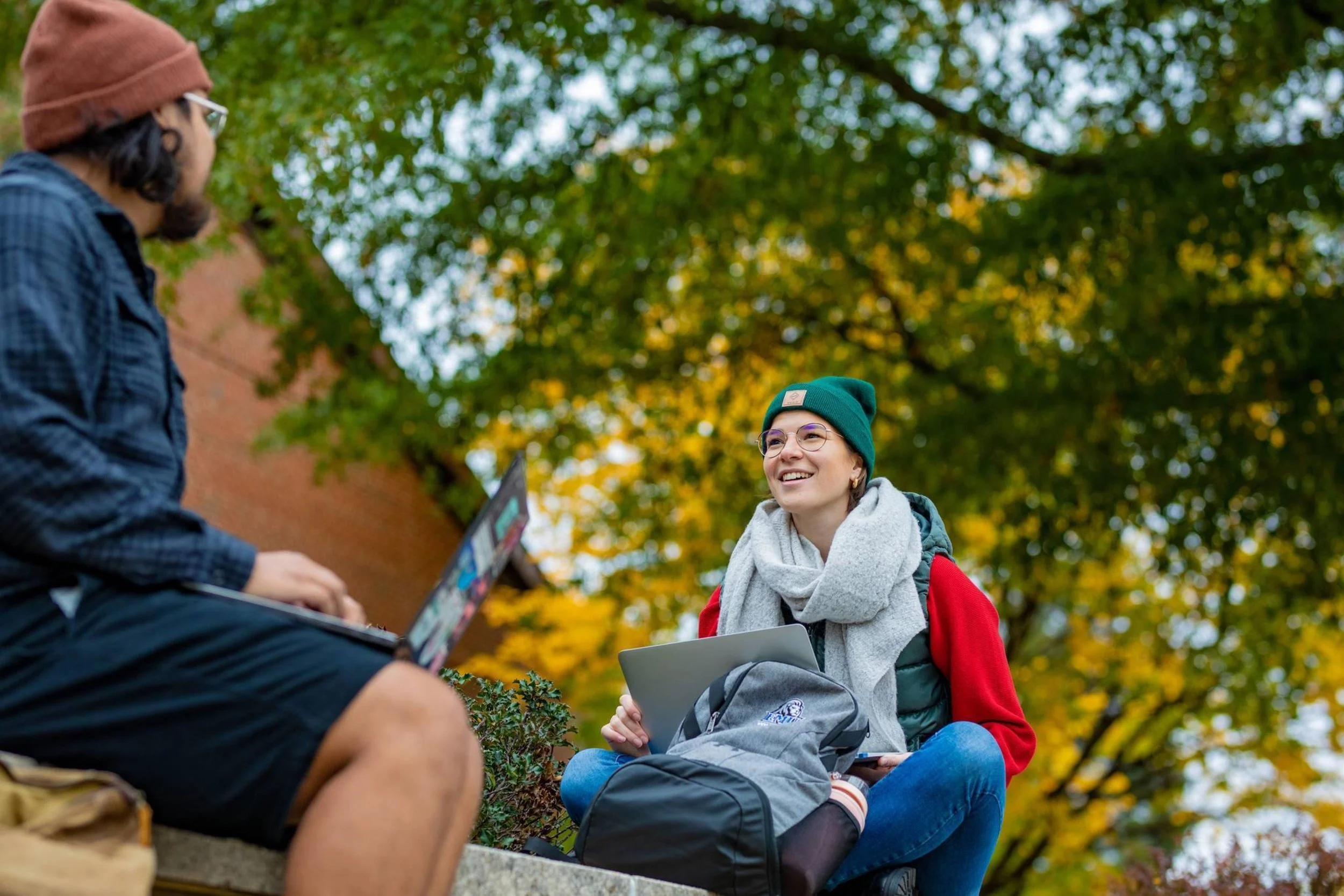 20211028 Students fall campus_JMS-23.jpg