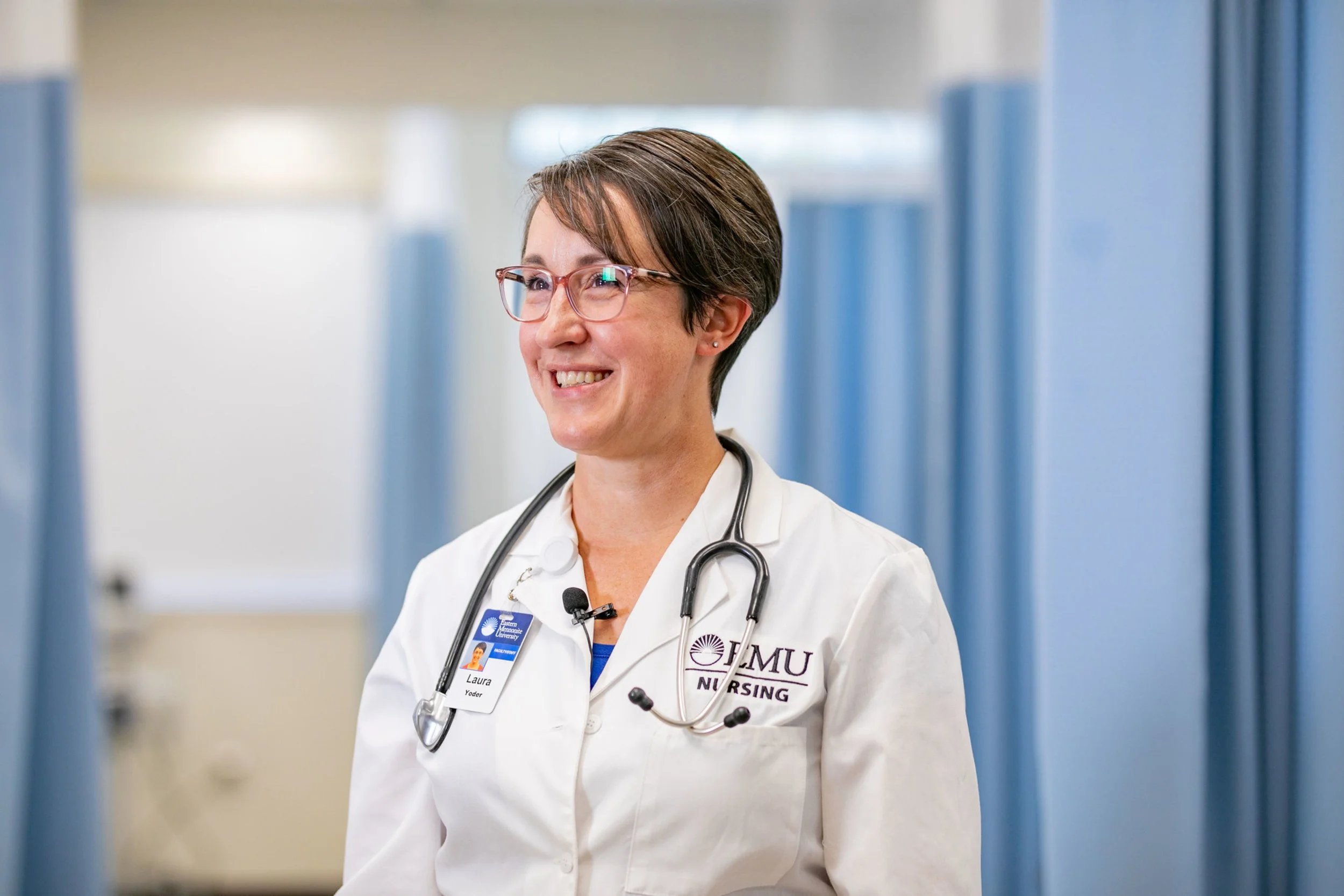 20220927 Laura Yoder Nursing Lab-5.jpg