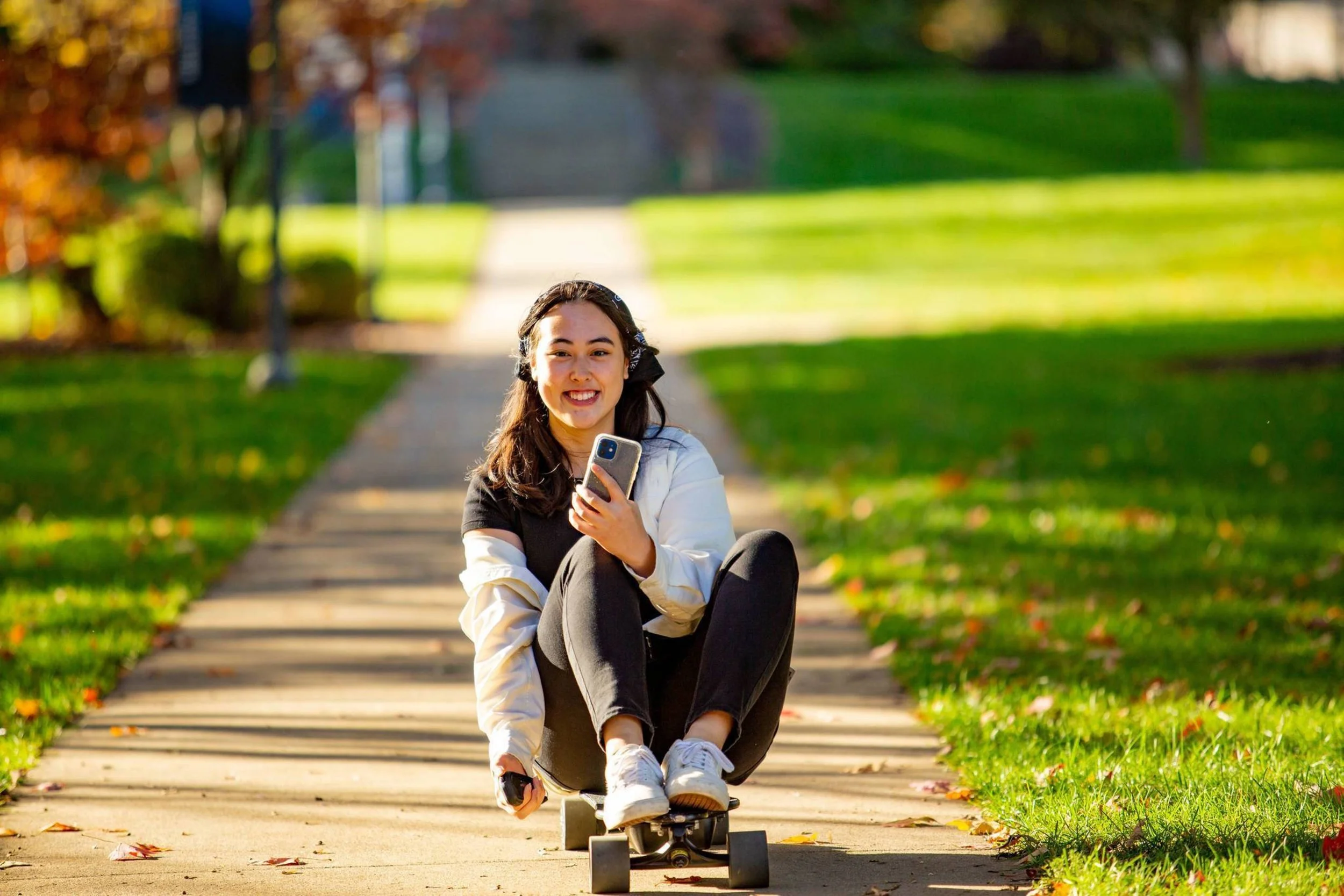 20211109 Students fall campus_JMS-152.jpg