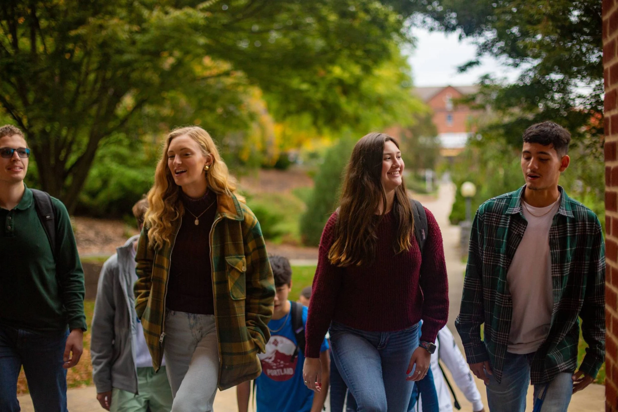 20211028 Students fall campus_JMS-271.jpg