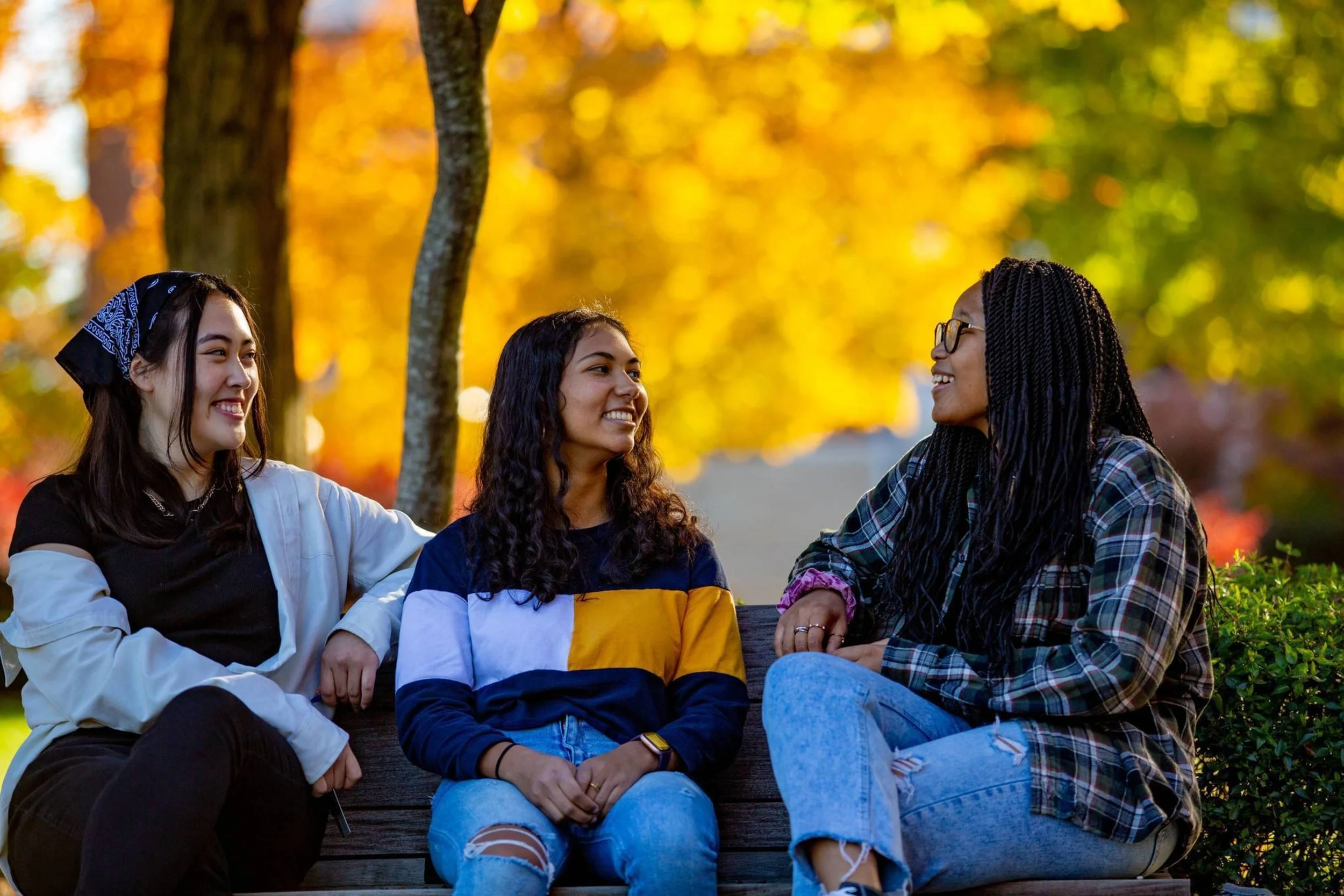 20211109 Students fall campus_JMS-138.jpg