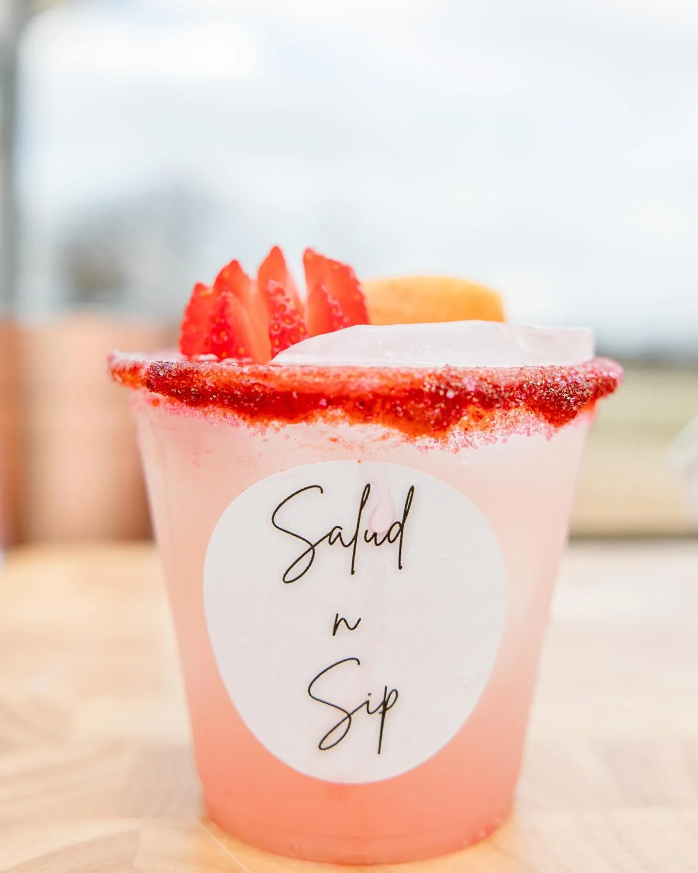 Happy National Margarita Day Instagram! We love celebrating any holiday that encourages us to drink margaritas from some of the best bartenders in Austin! Always so much fun photographing these master mixologists with @saludnsip