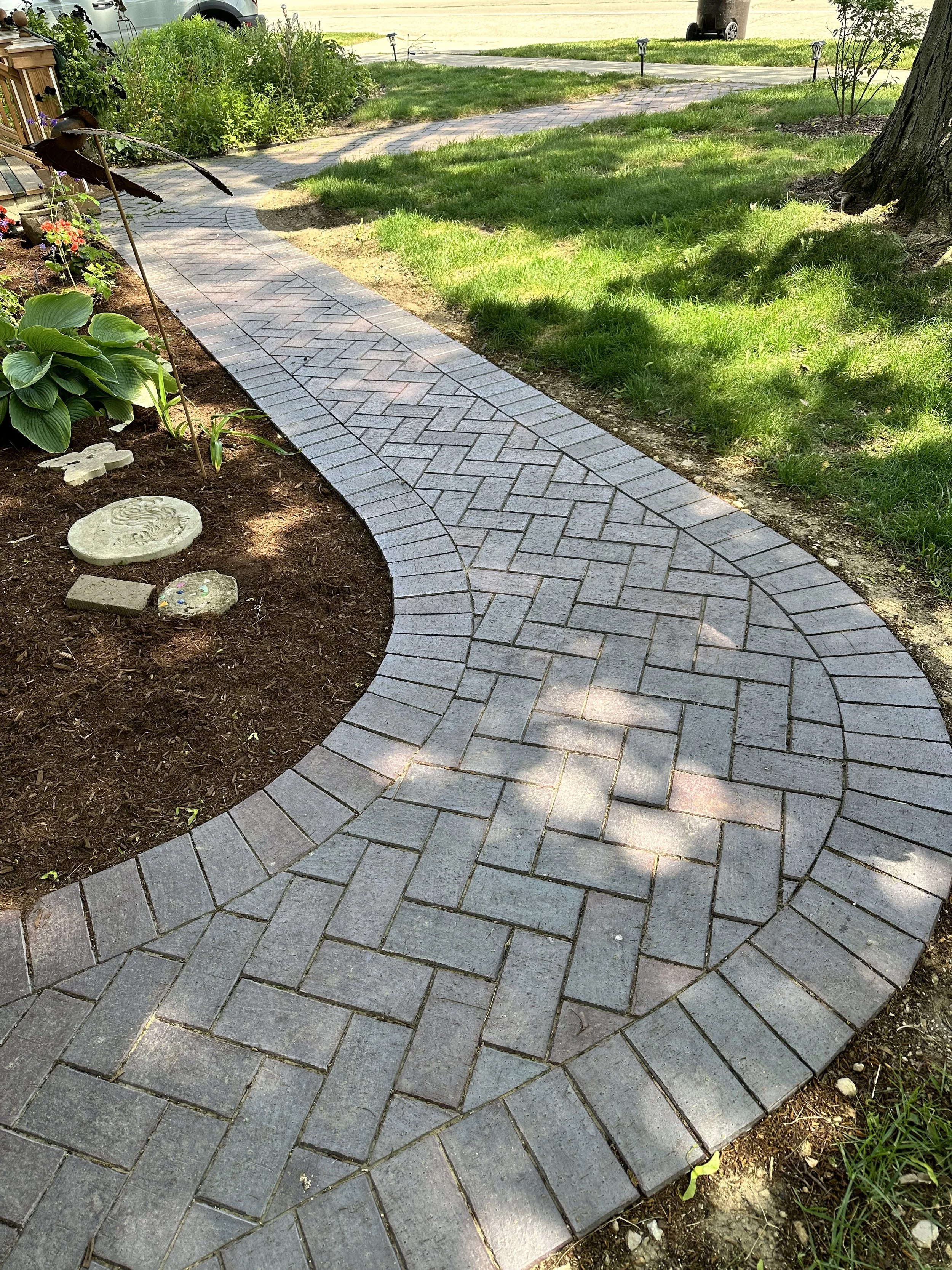 Clay Brick Pavers- Where New Technology Meets Time-Honored Craftsmanship