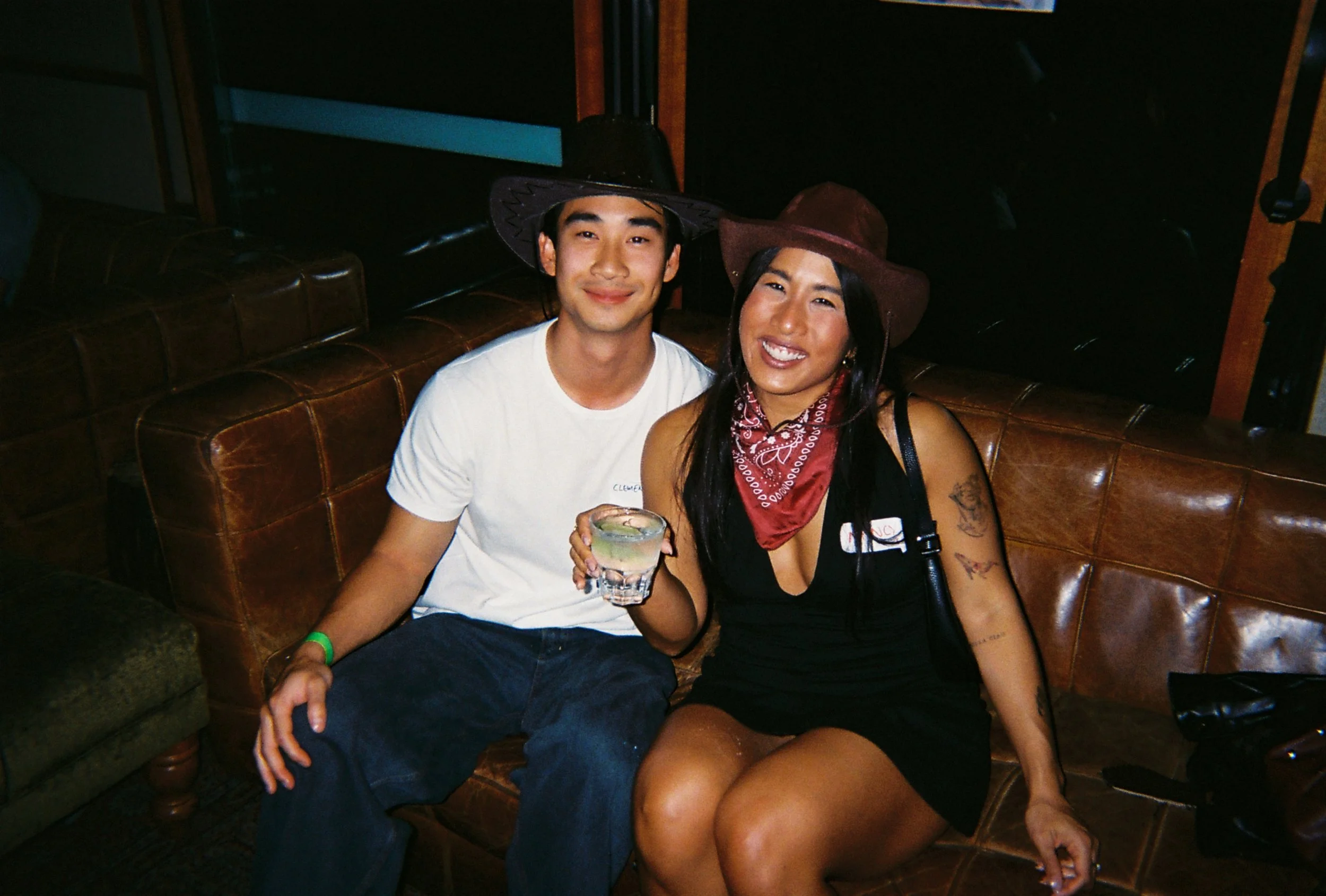 1674638-R3-05-21A.JPG