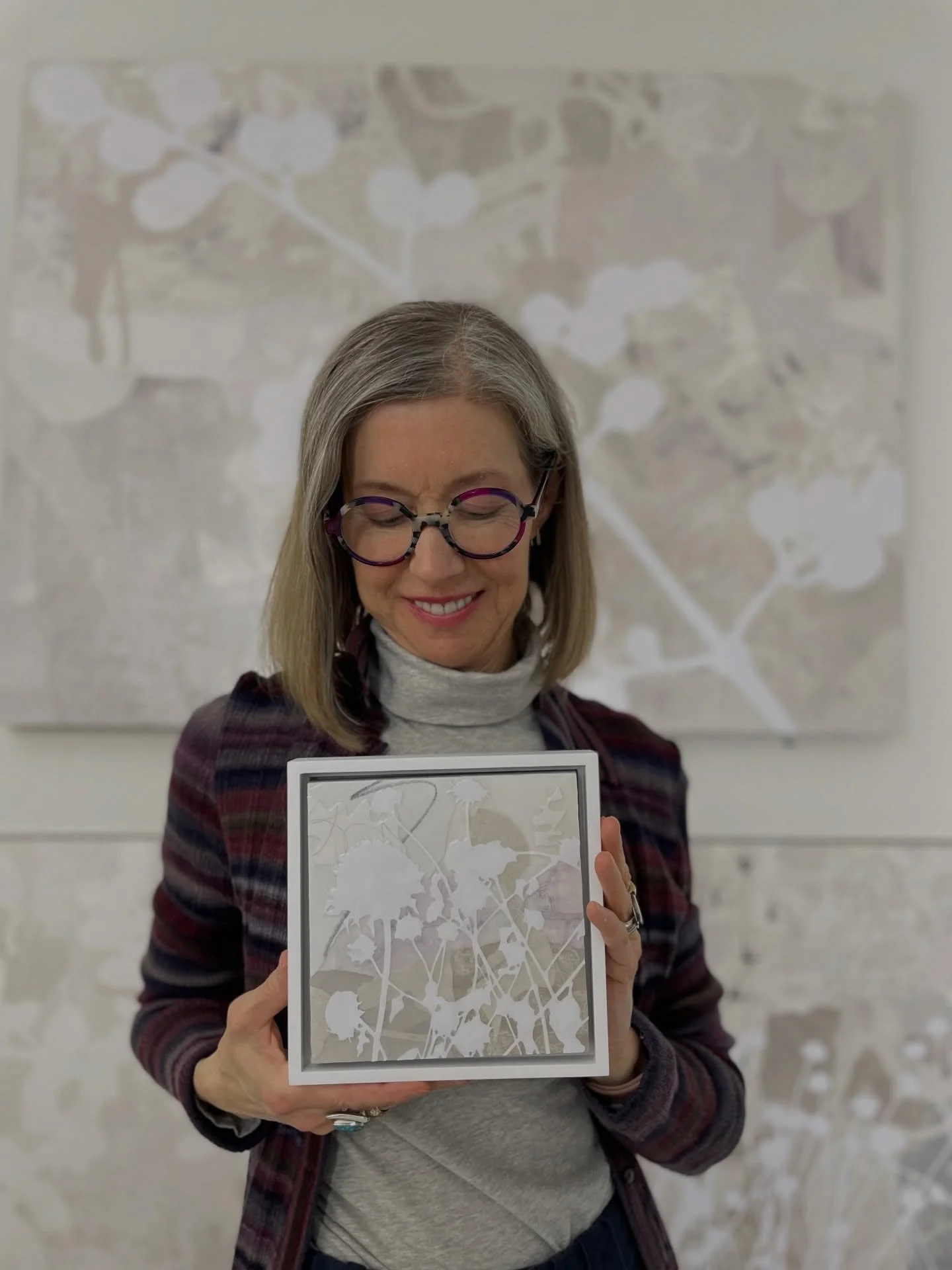 This little gem was one of the surprises for one of lucky attendees at last Thursday&rsquo;s &ldquo;Surprises and Delights&rdquo; wine pairing dinner at @brxamericanbistro in collaboration with @broadwaygallery 
I fell in love with this little collag