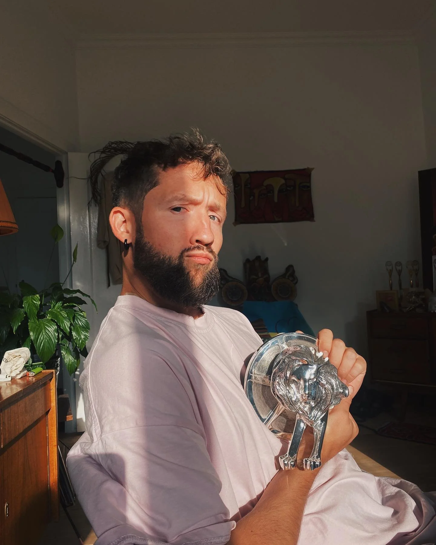 Укротительница львов 
@cannes_lions 
🦁