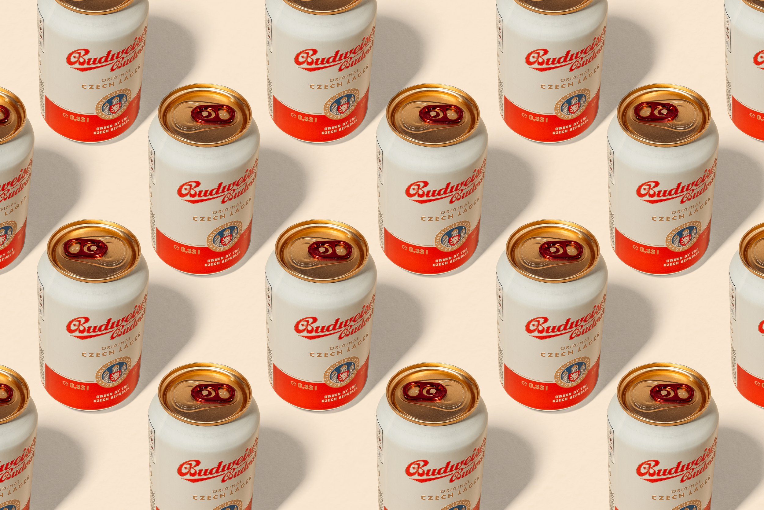 Budweiser_CanMontage_Topdown.jpg
