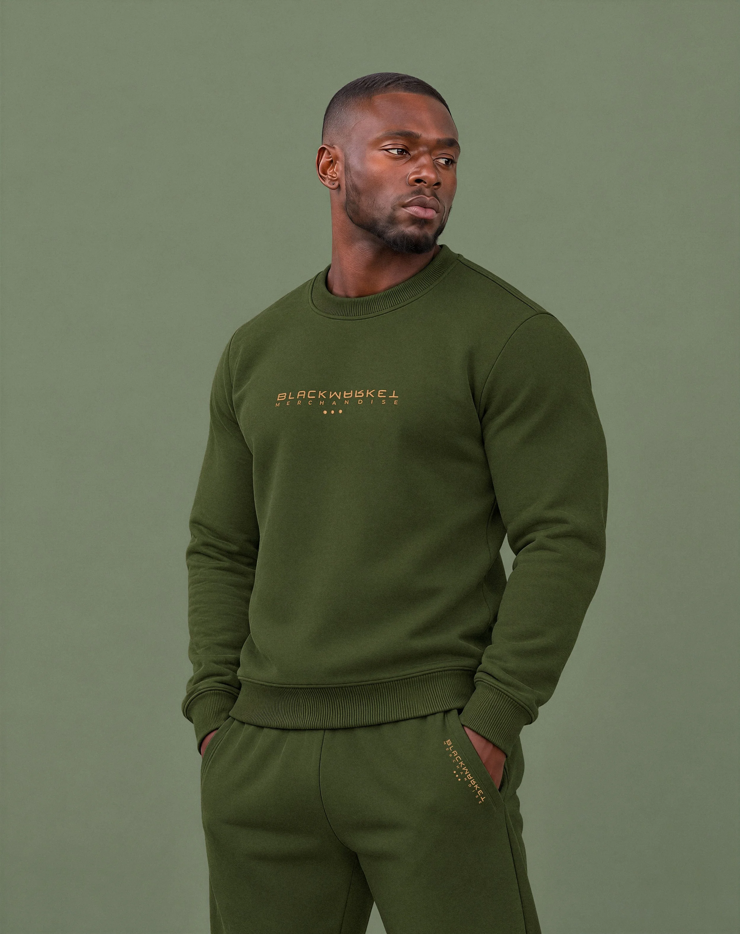BMM-MODEL-GRN-CREW-2.jpg