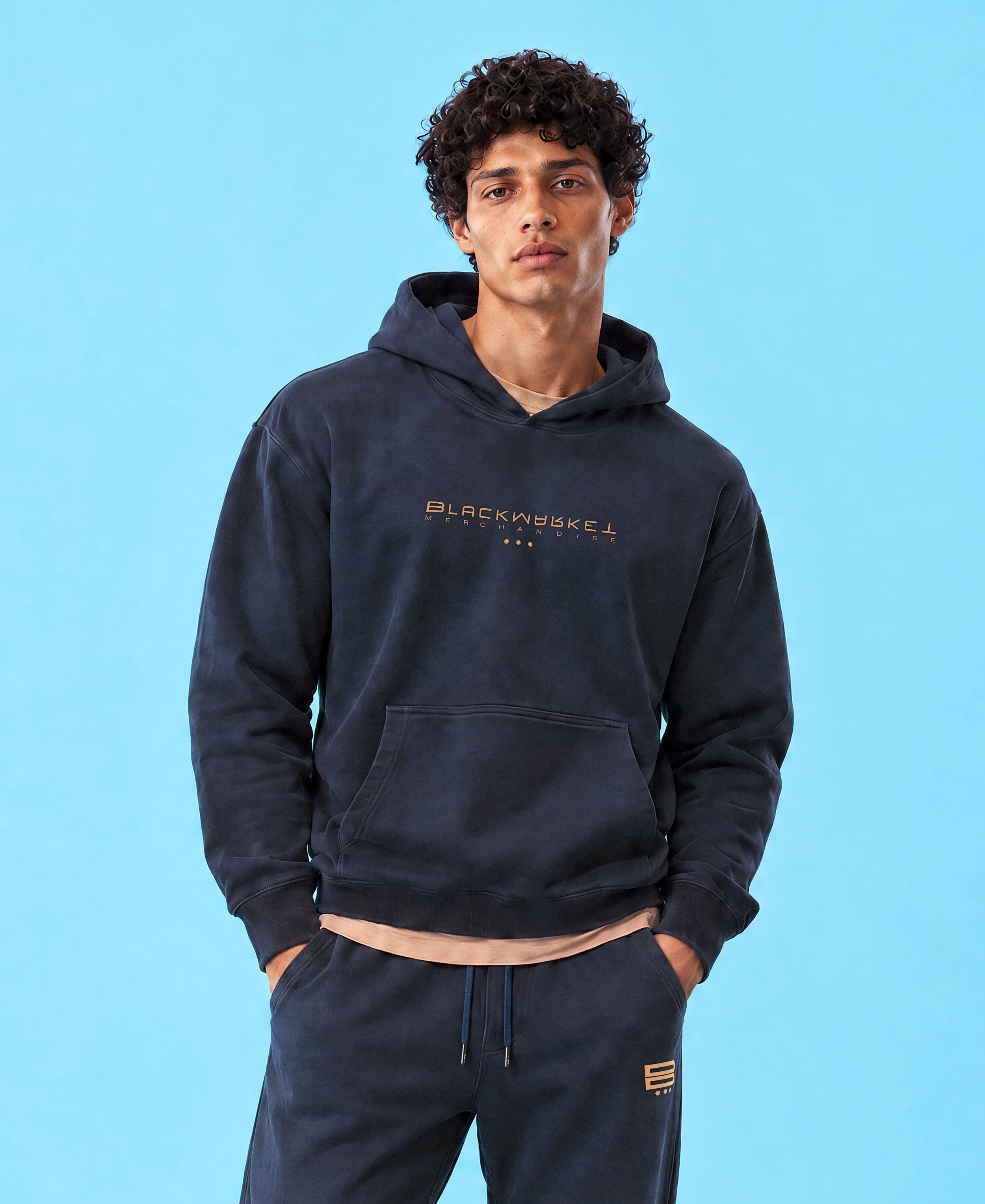 BMM-BLU-STRINGLESS-HDY-MODEL-cropped.jpg
