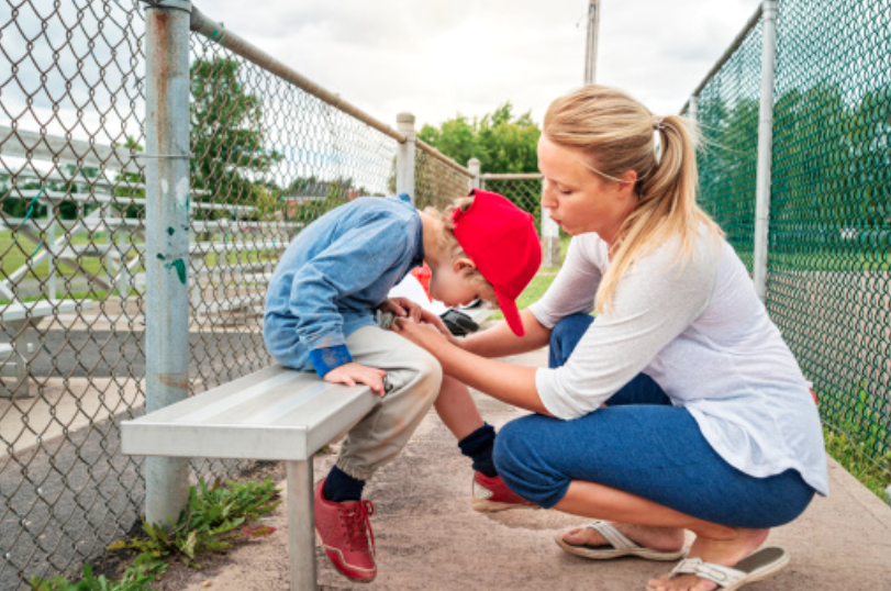FIRST AID 000 & SAFETY TRAINING CPR FIRST AID TRAINING CHILDCARE