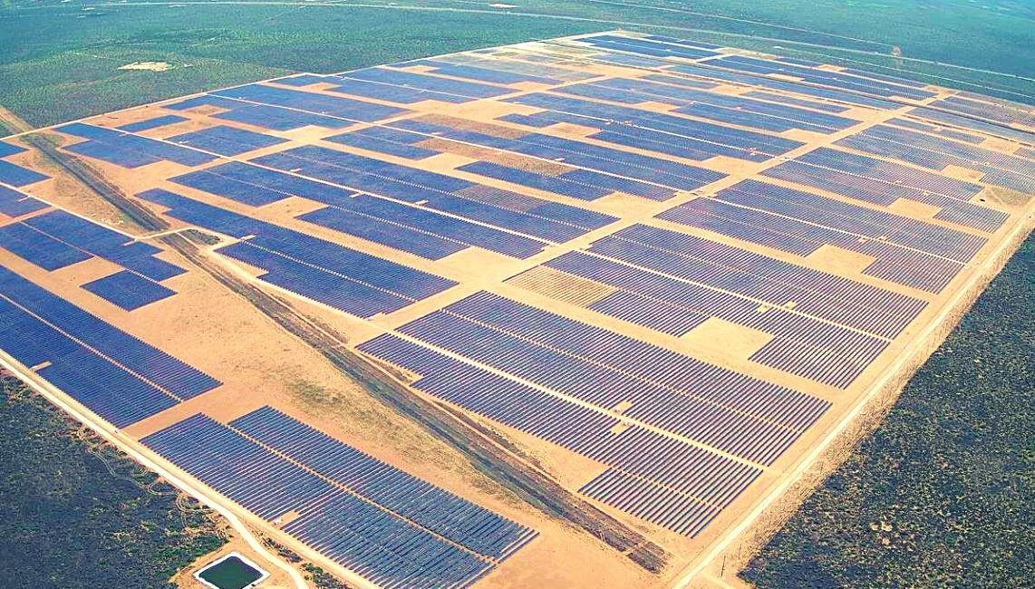 Solar panel farm.jpg