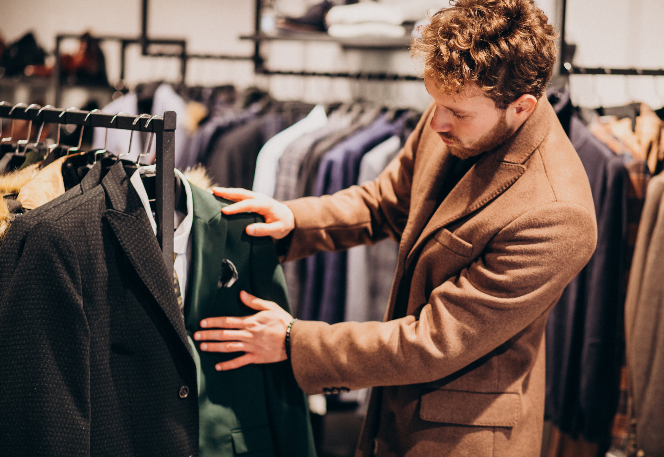 Perché Affidarsi a un Personal Shopper: I Vantaggi di un Guardaroba Organizzato su Misura