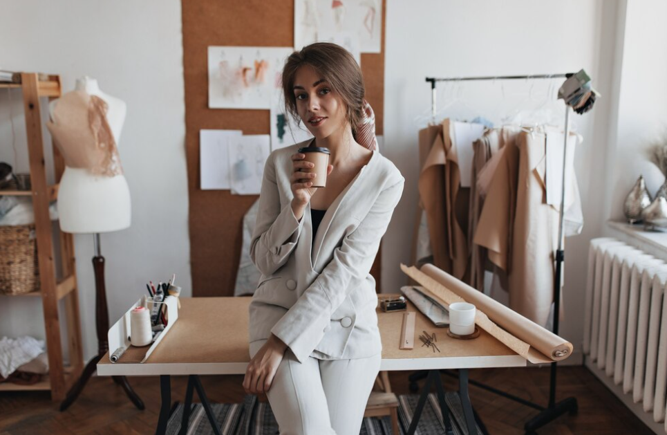 Improve Your Personal Brand with the Help of an Expert Personal Stylist