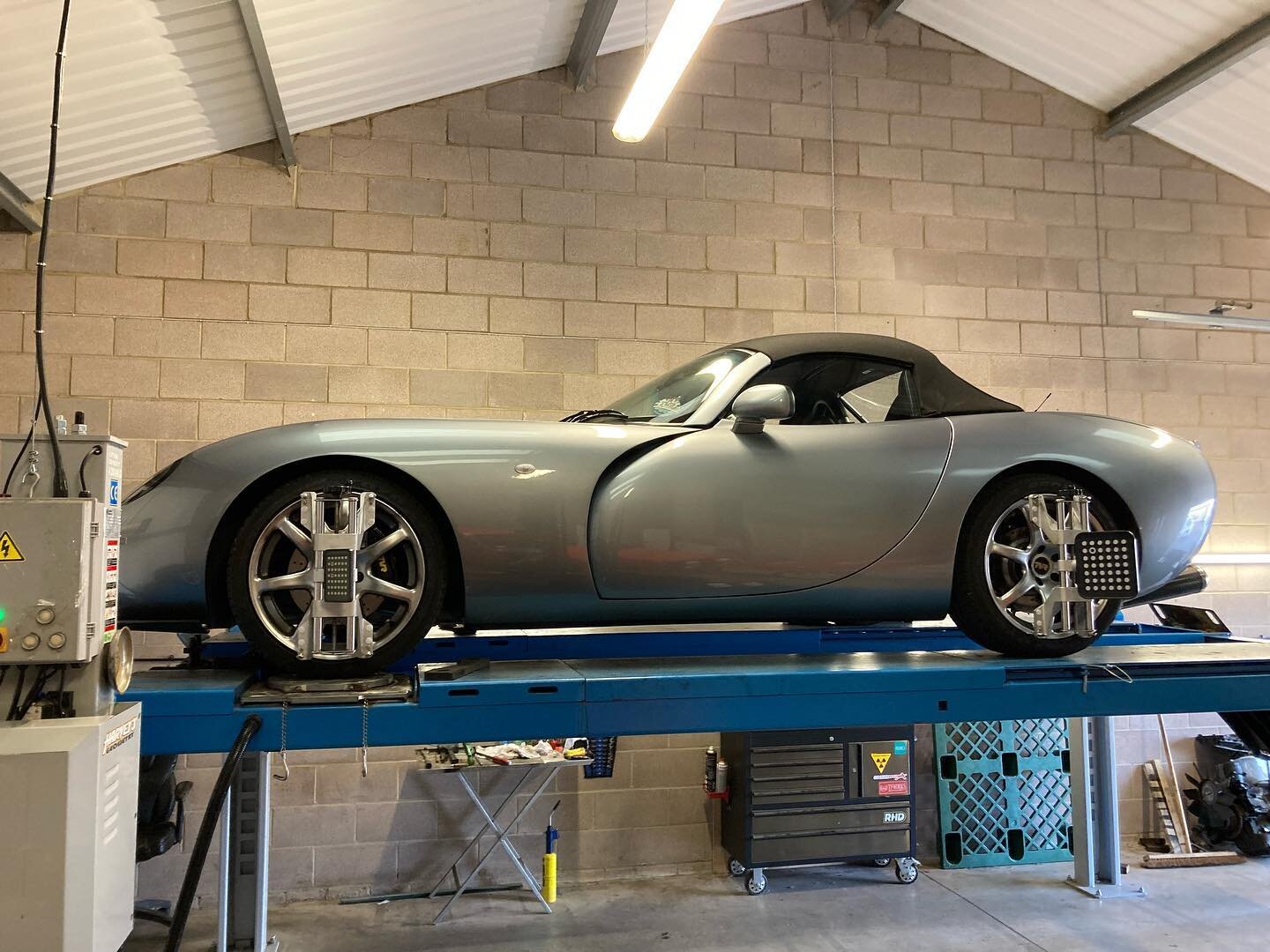 Super clean TVR Tuscan for ride height and full alignment. Big improvement after setup work, however we felt the car could be improved with different tyres which it has since come back for. A set of Michelin Ps5&rsquo;s have now completed the handlin