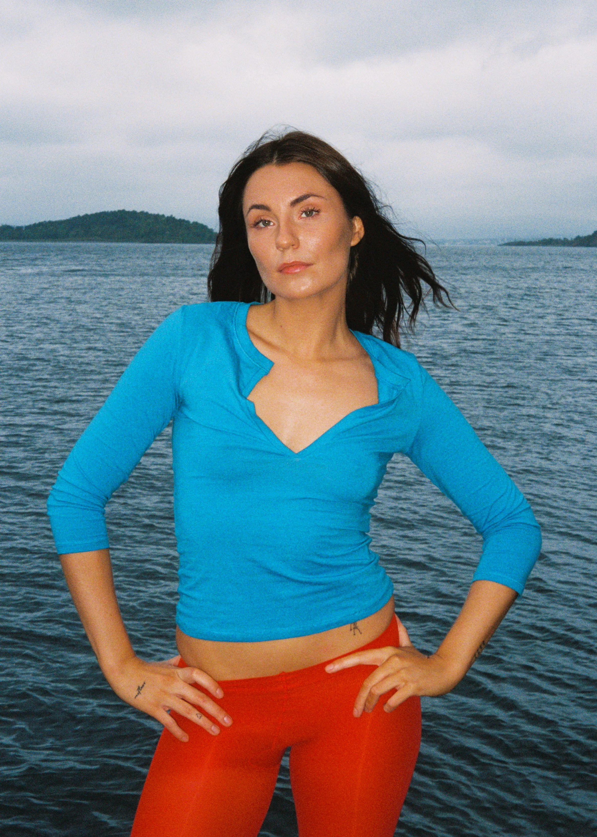 R1-05933-014A.jpg