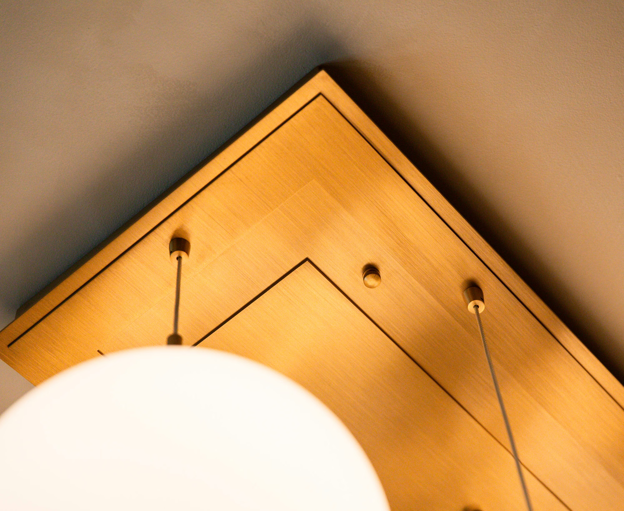 Light Fixture Details.png