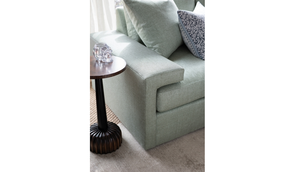 Hickory+Chair+-+Denby+Sofa+Side.png