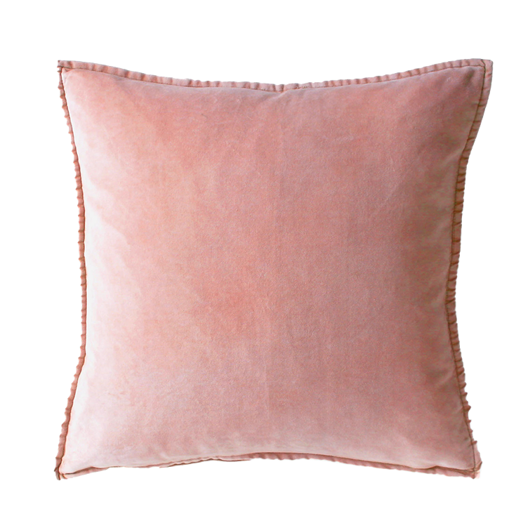VelvetPillow_Flamingo.png