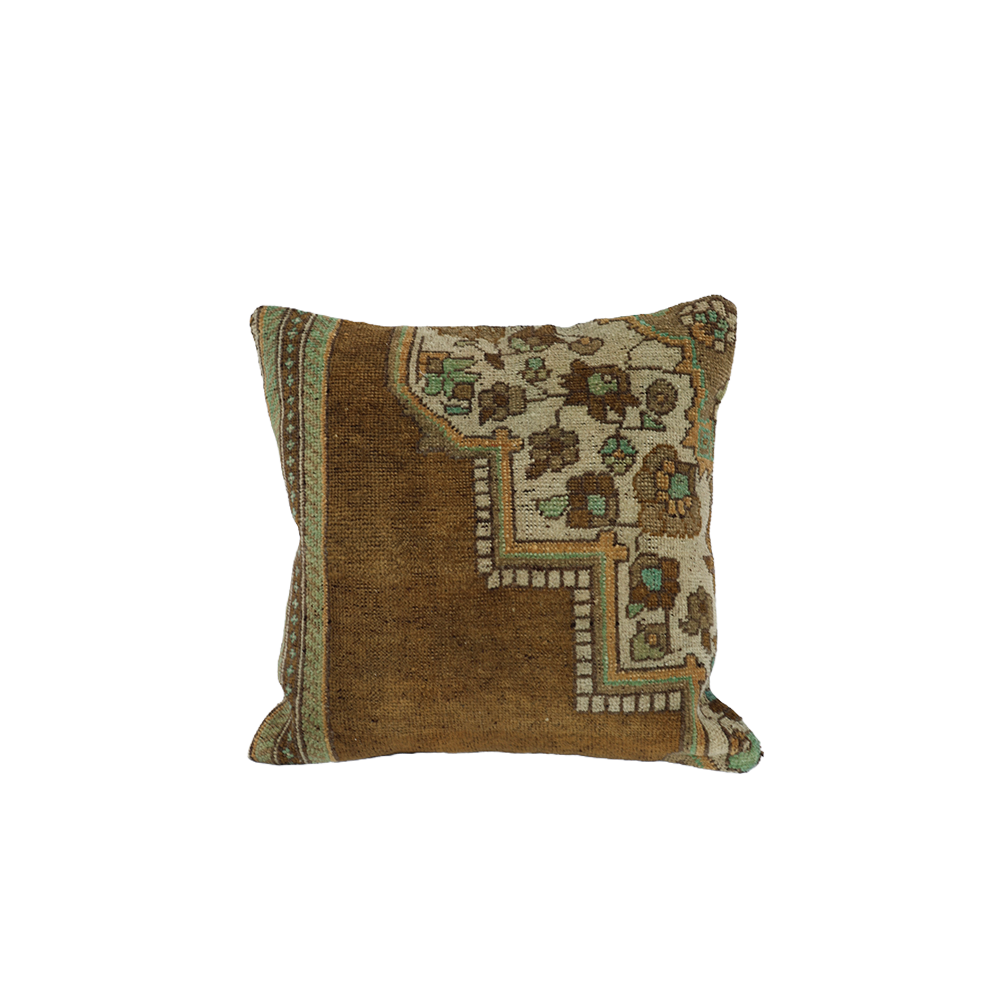 RugPillow1.png