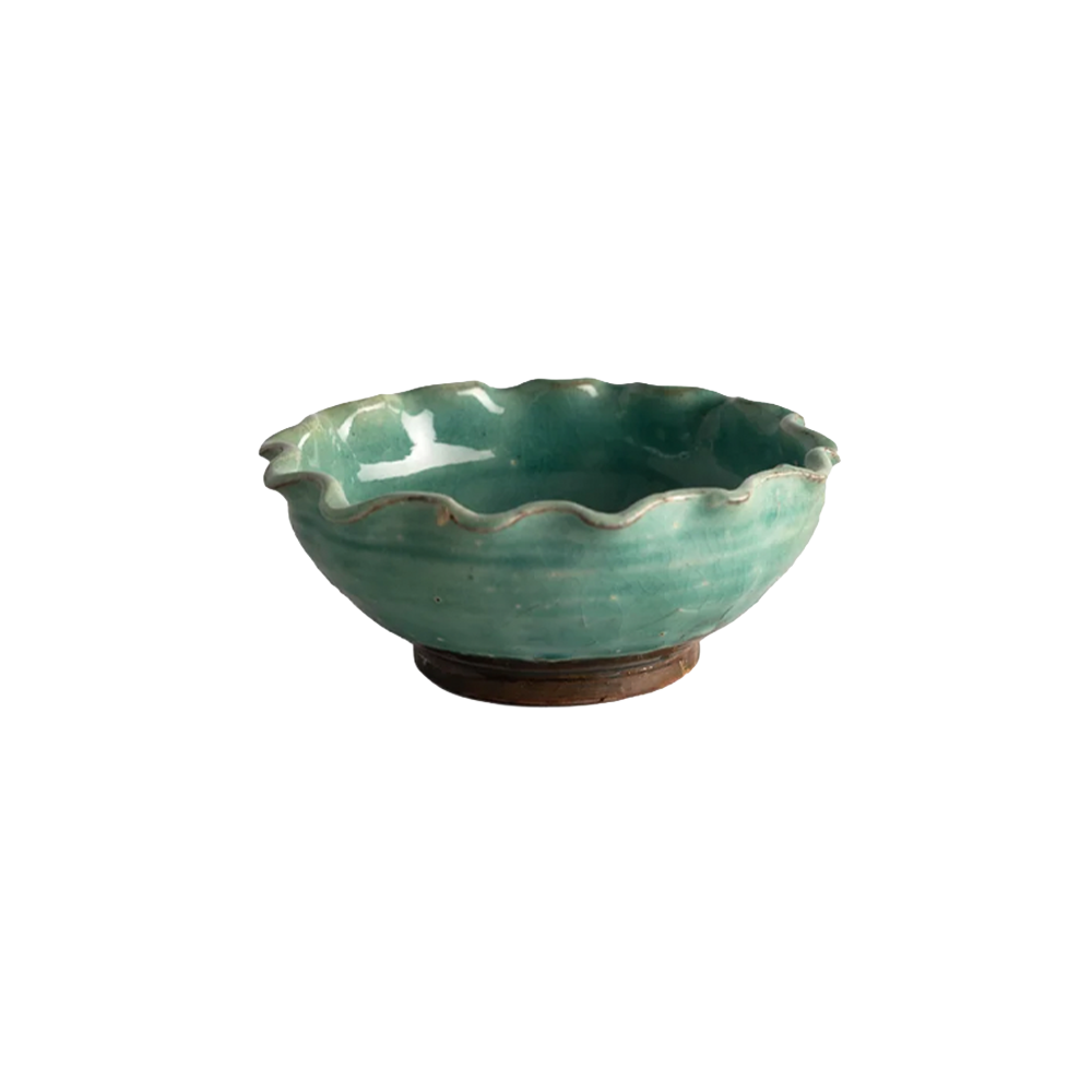 Scalloped Ceramic Plate