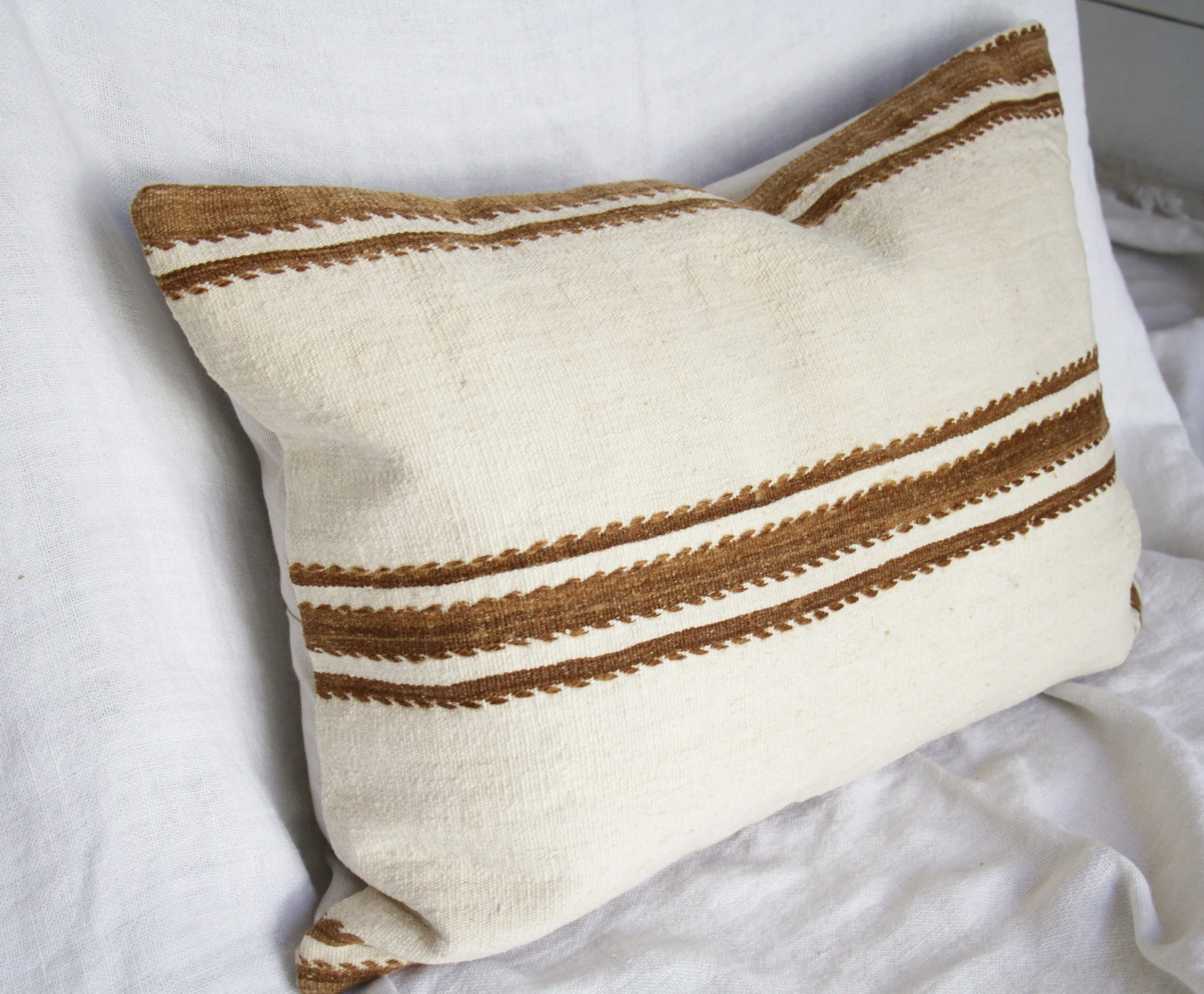 BOHLERTMASSEY_PILLOWS-034.jpg