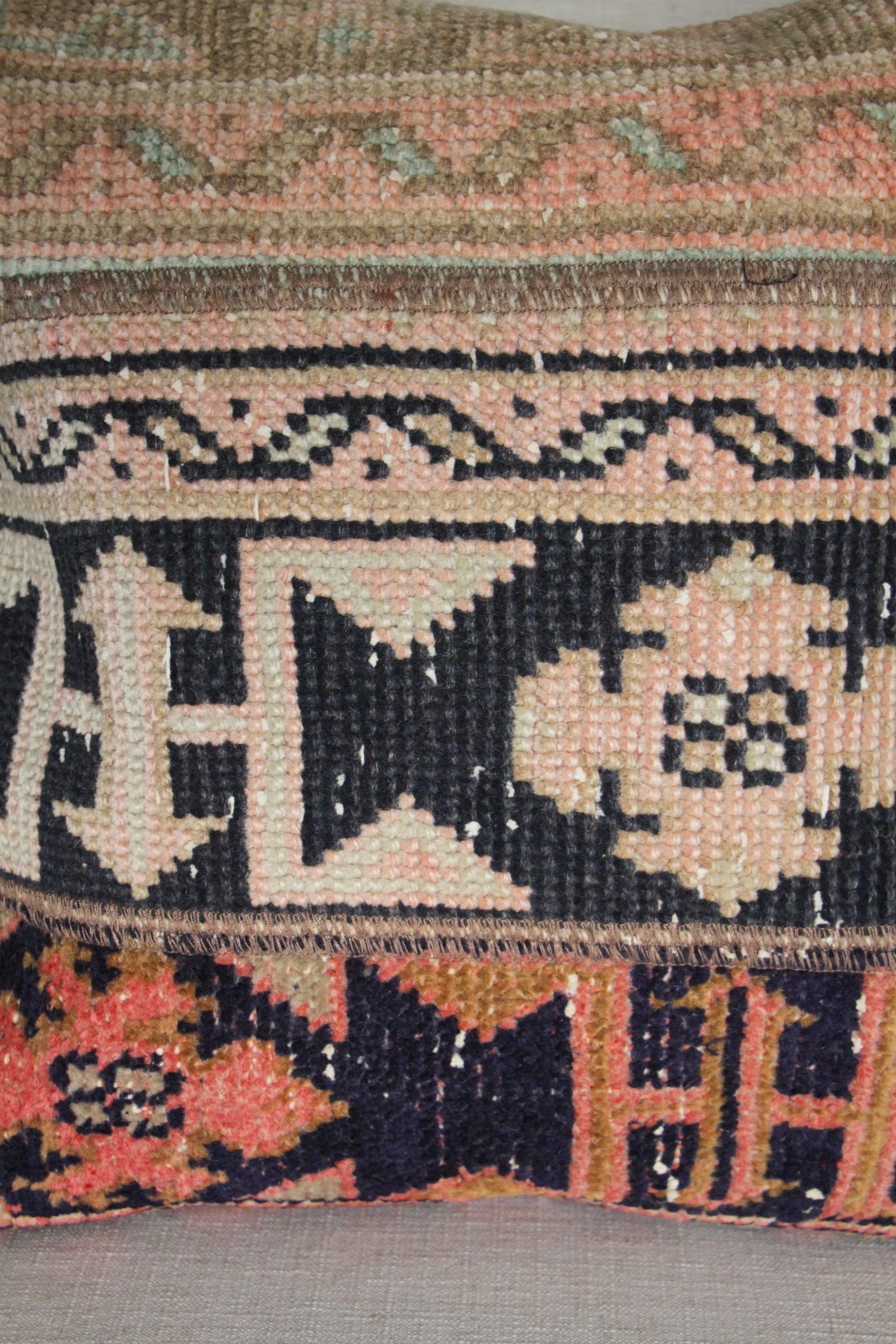 BOHLERTMASSEY_PILLOWS-024.jpg