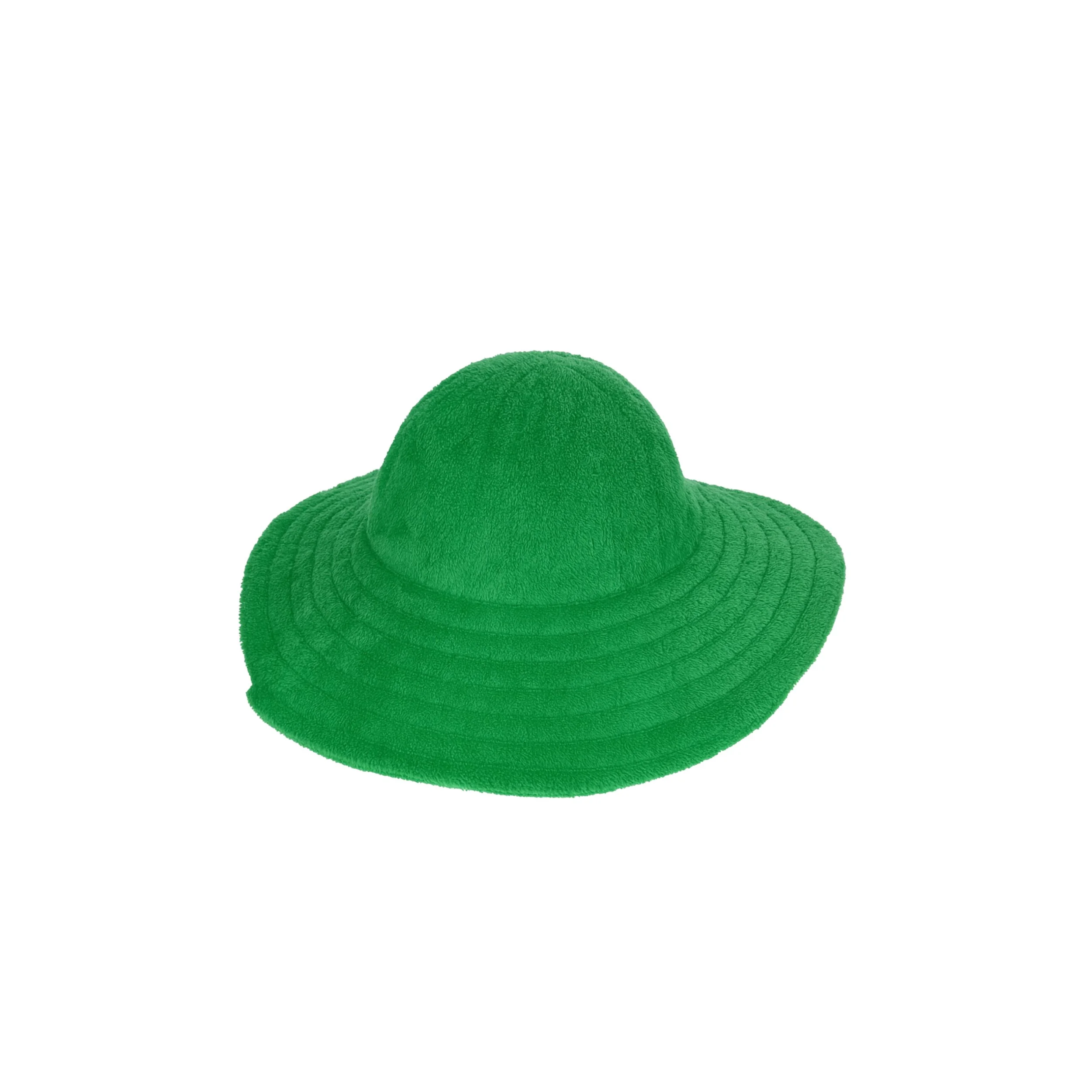 capeline_angie_vert_apple.jpg