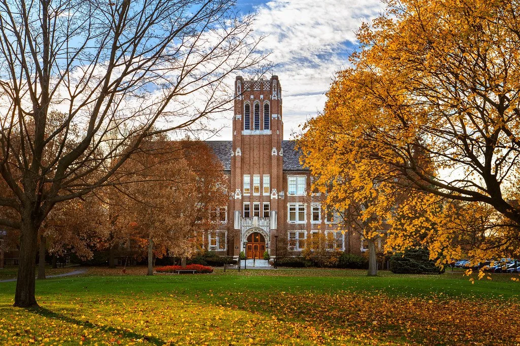 Fall turns our college campuses into breathtaking landscapes! Experience the vibrant colors at RIT, the University of Rochester, Brockport, and Nazareth&mdash;all while enjoying the comforts of Innovation Square. Your perfect student living awaits! ?