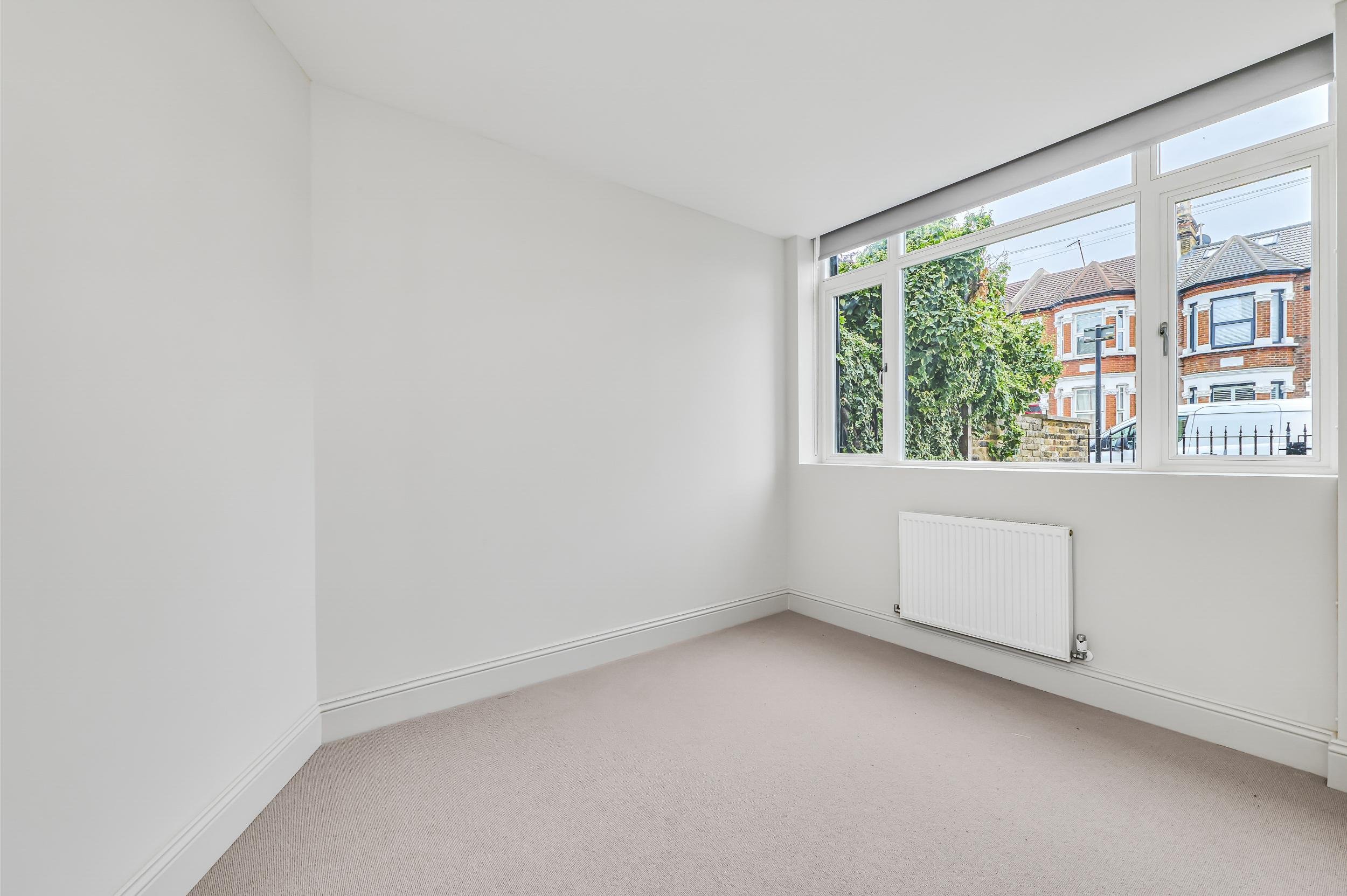 Aspire_-_Allfarthing_Lane__SW18_2.jpg