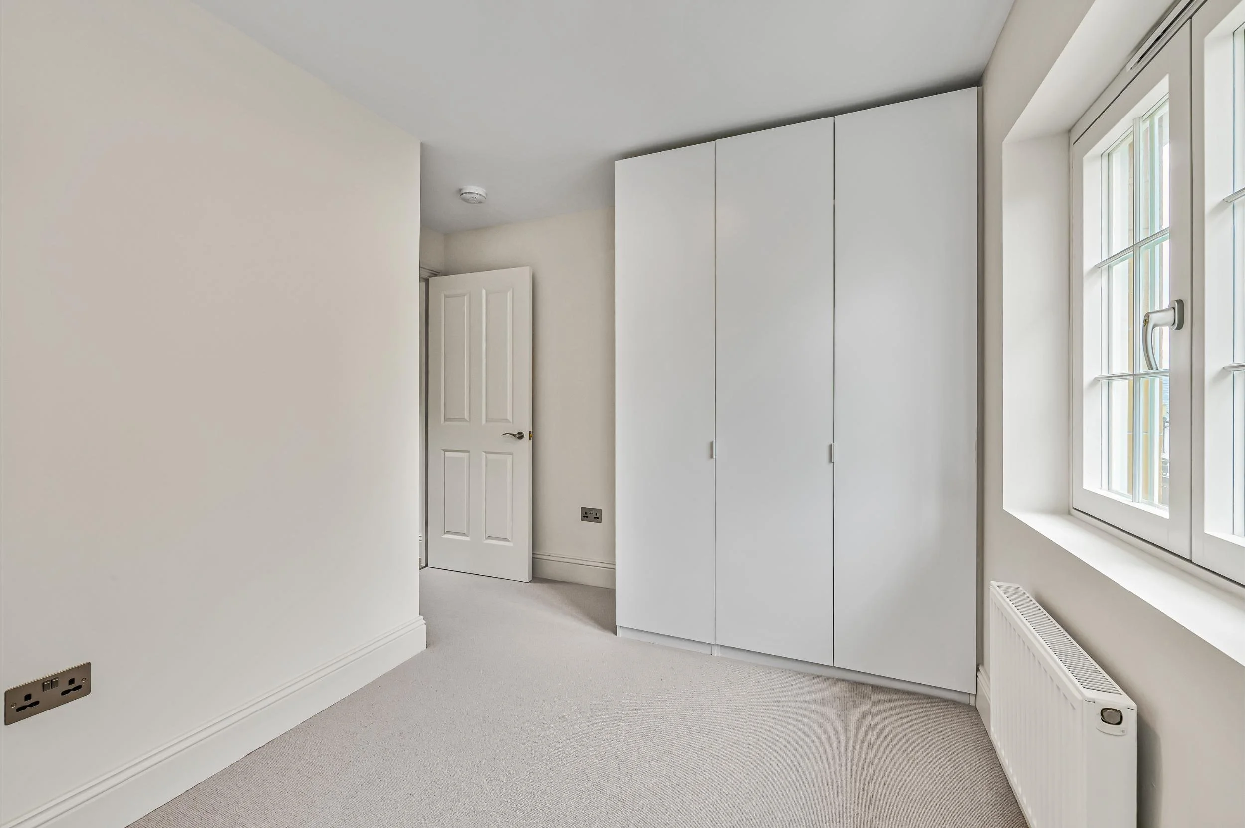 BEDROOM 3.jpg