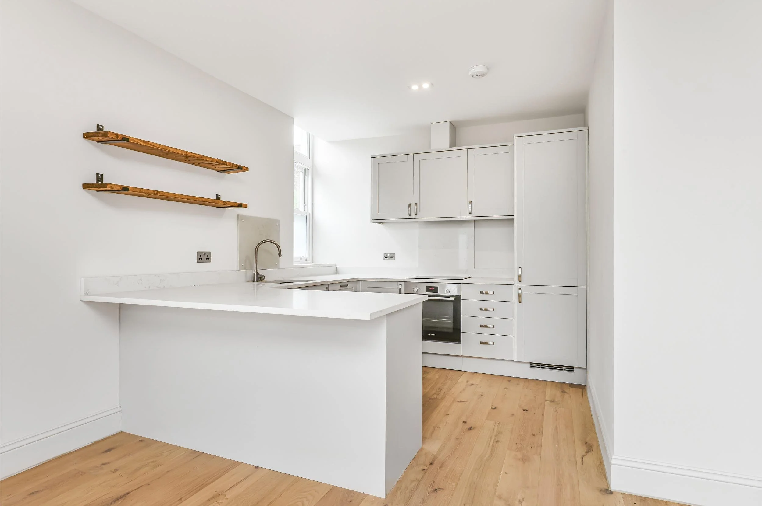 KITCHEN 2.jpg