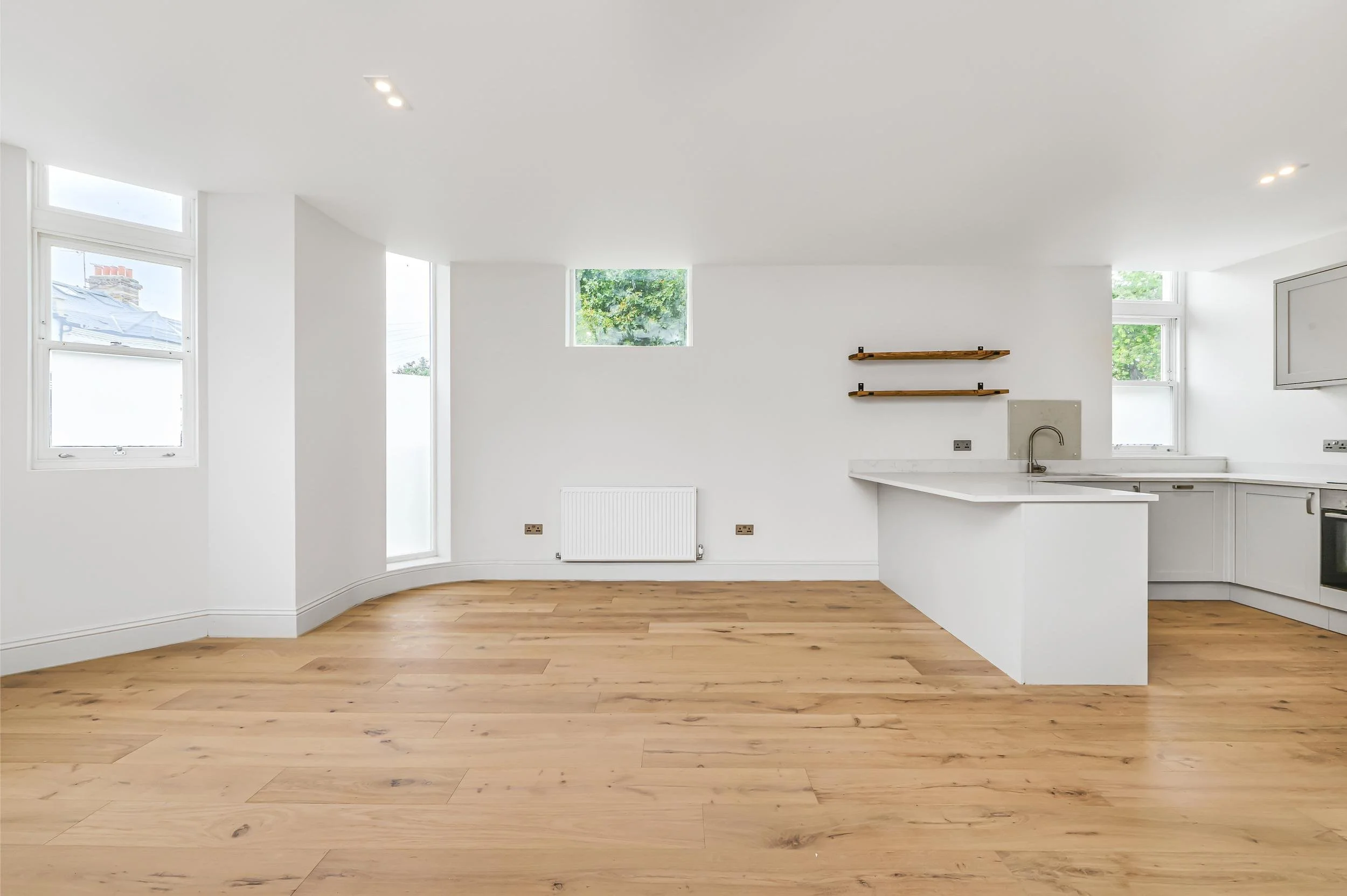 KITCHEN 3.jpg