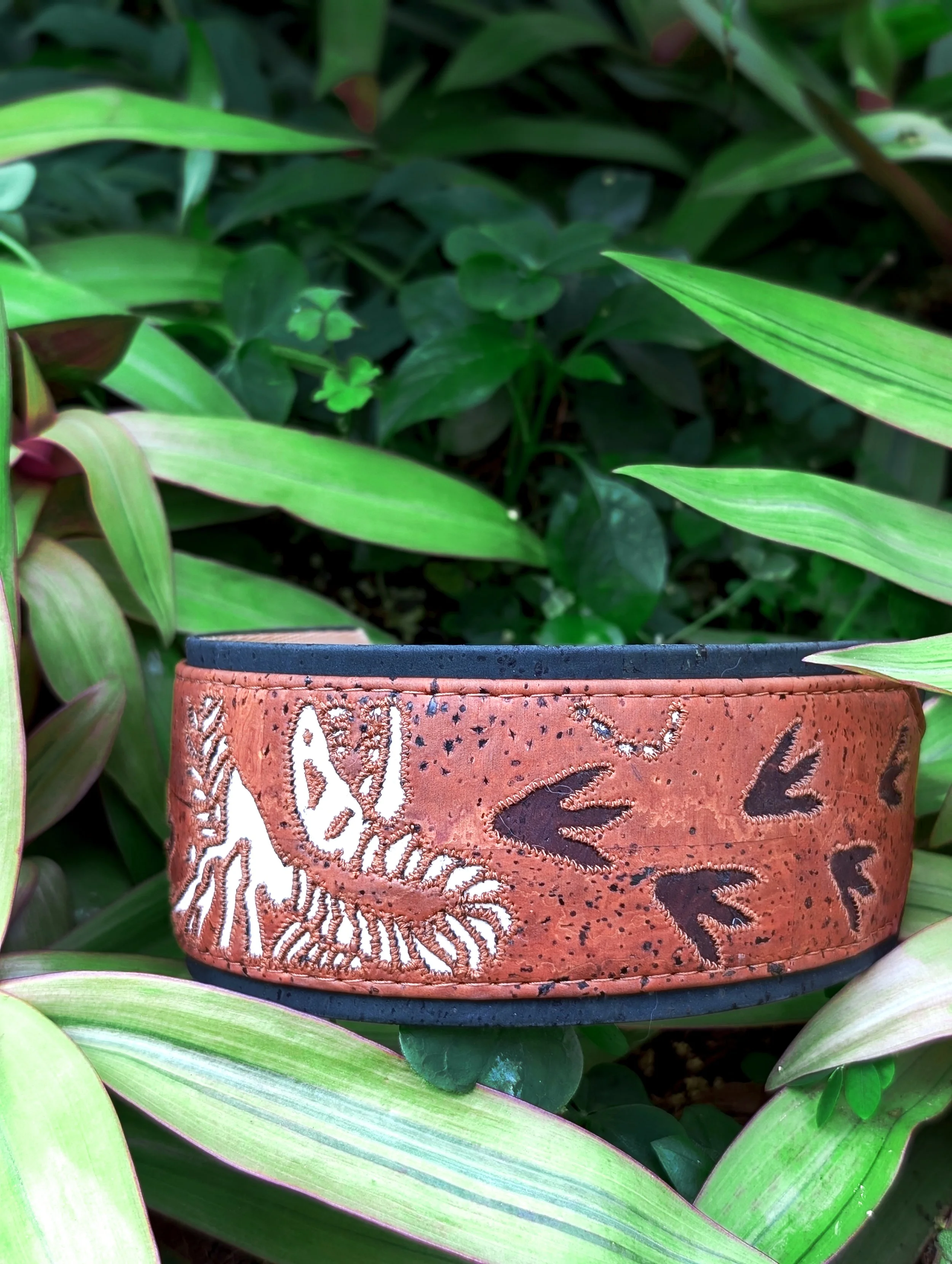 JurassicPark_Skeleton_DogCollar_G3.jpg (Copy) (Copy)