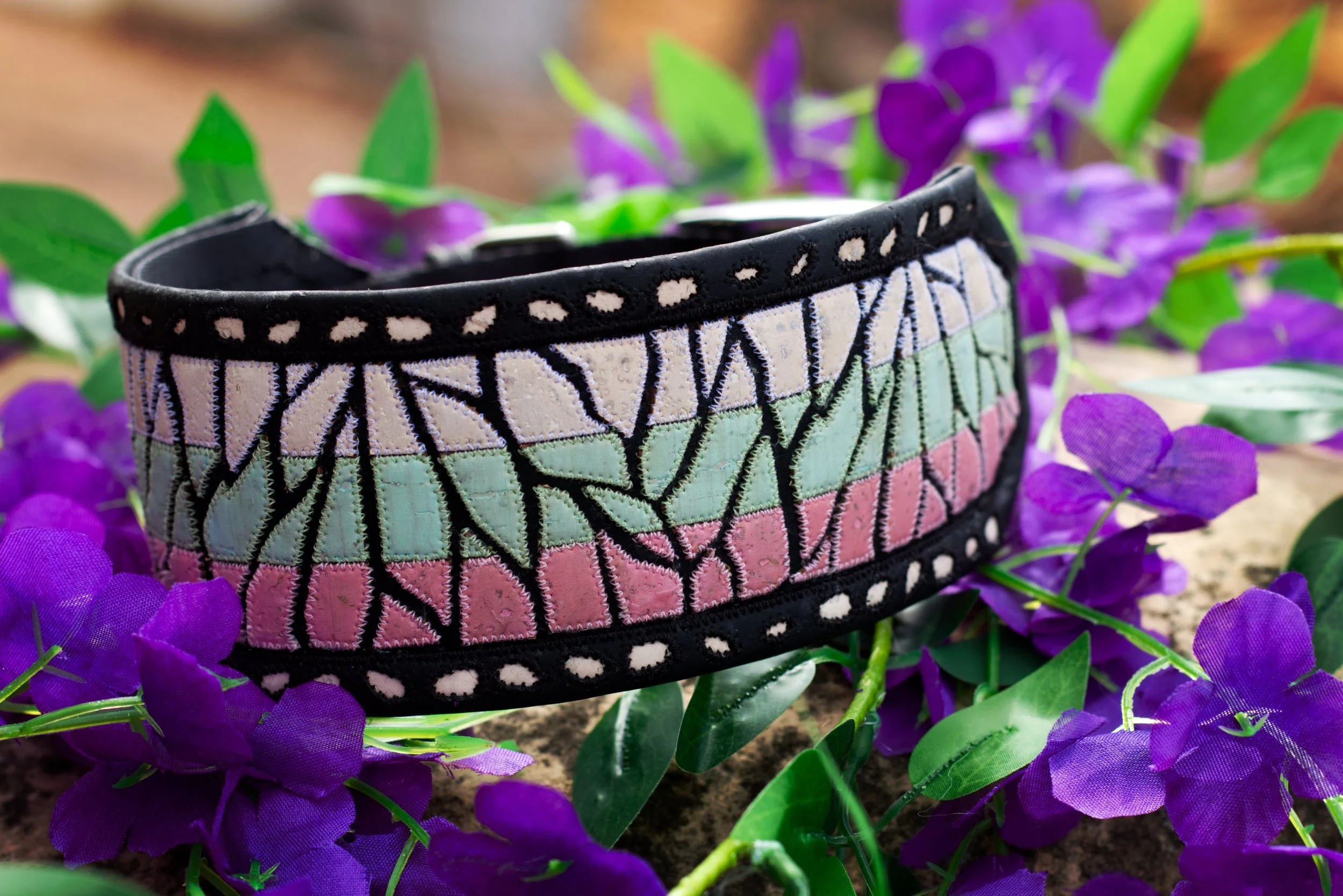 The Venomous Wing Collar