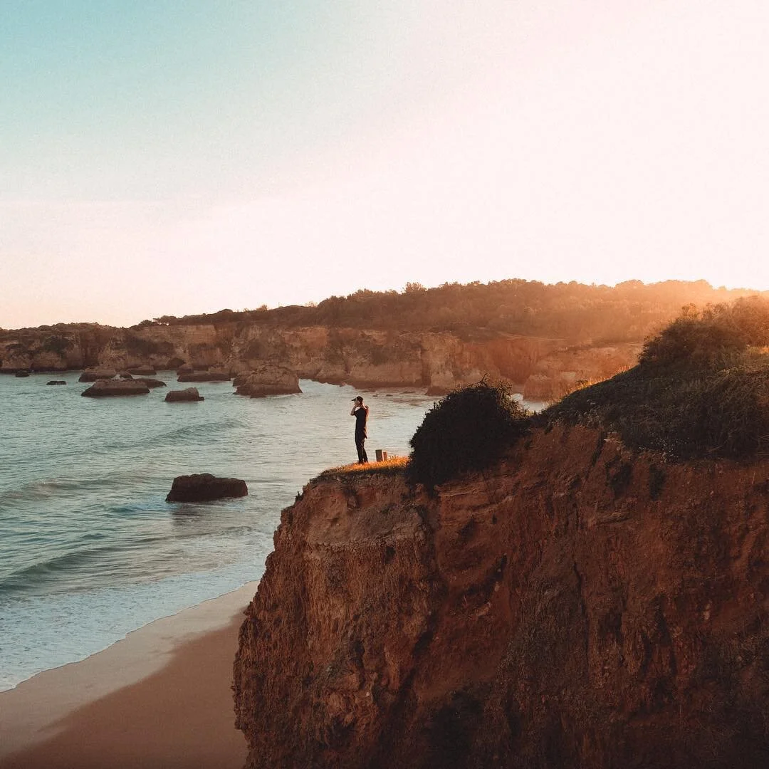 The best way to capture moments is to pay attention.
.
.
.
.
.
.
.
.
#culturetrip #livelikethewind #remoteboys #mindfullness #morningmeditation #algarve #theoutbound #theoutboundlife #discoverearth #portugal #beautifuldestinations #innerpeace #purpos