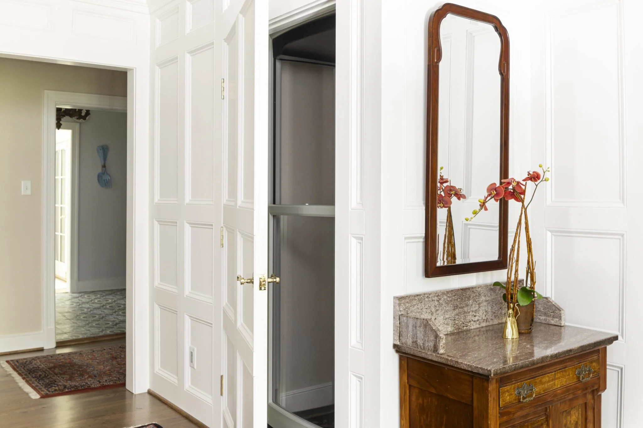 STEAL THIS IDEA STEALTH STORAGE Kathy Corbet Interiors