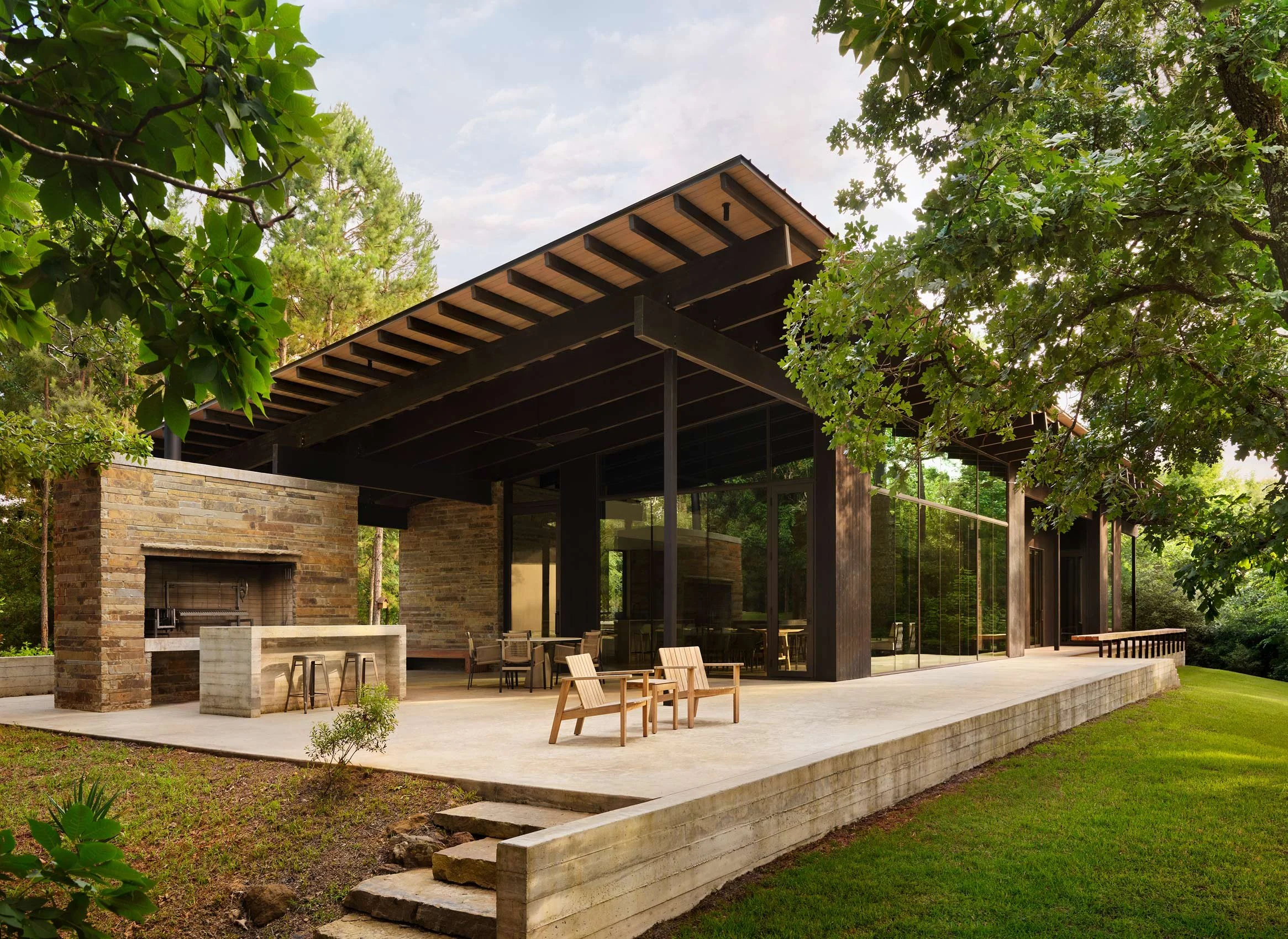 29---Exterior_Dobrient-Ranch0529_Final.jpg